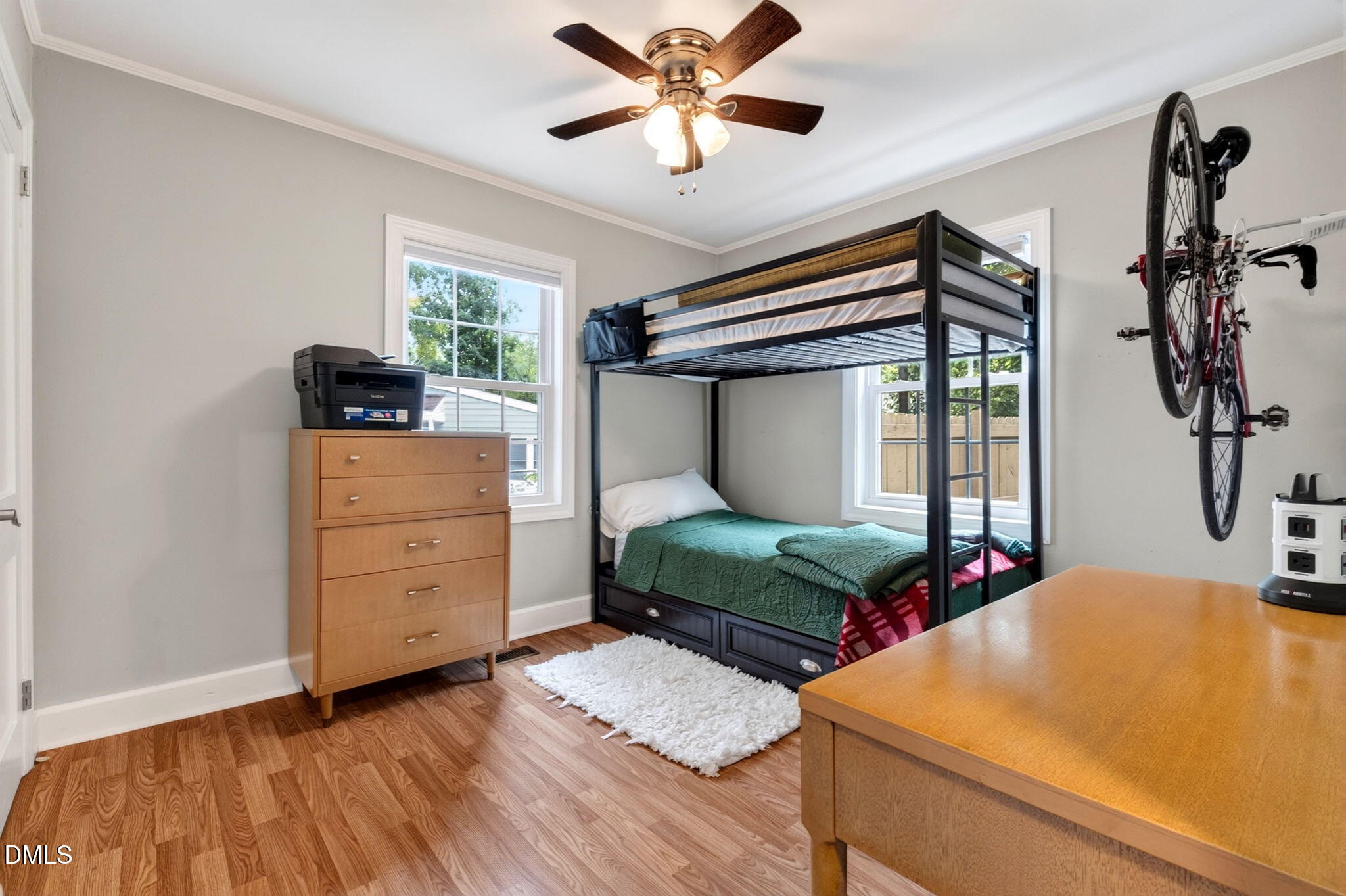 main property photo 30