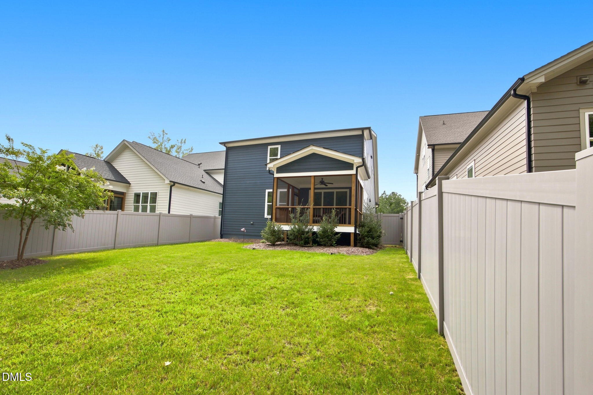 main property photo 49