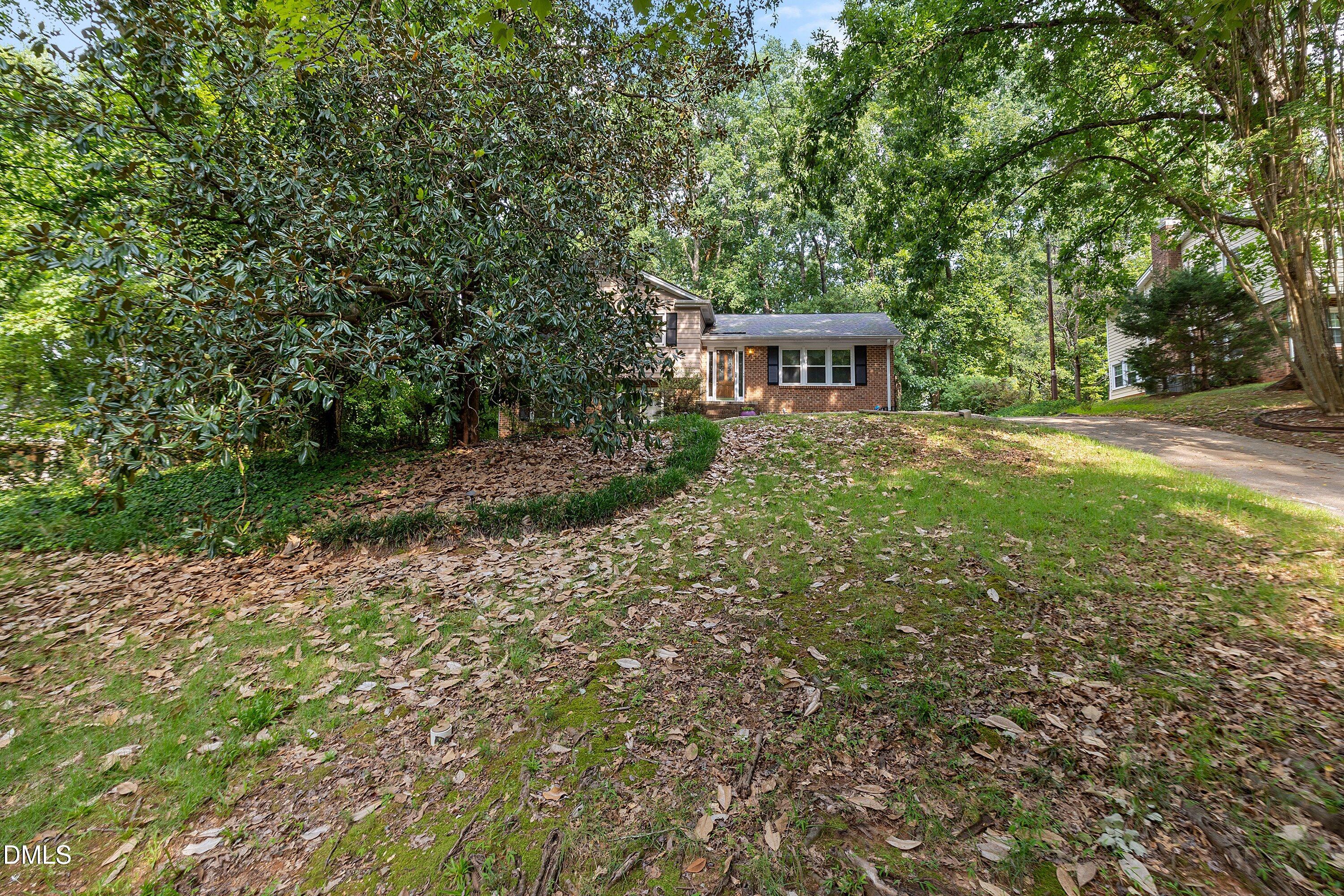 main property photo 5