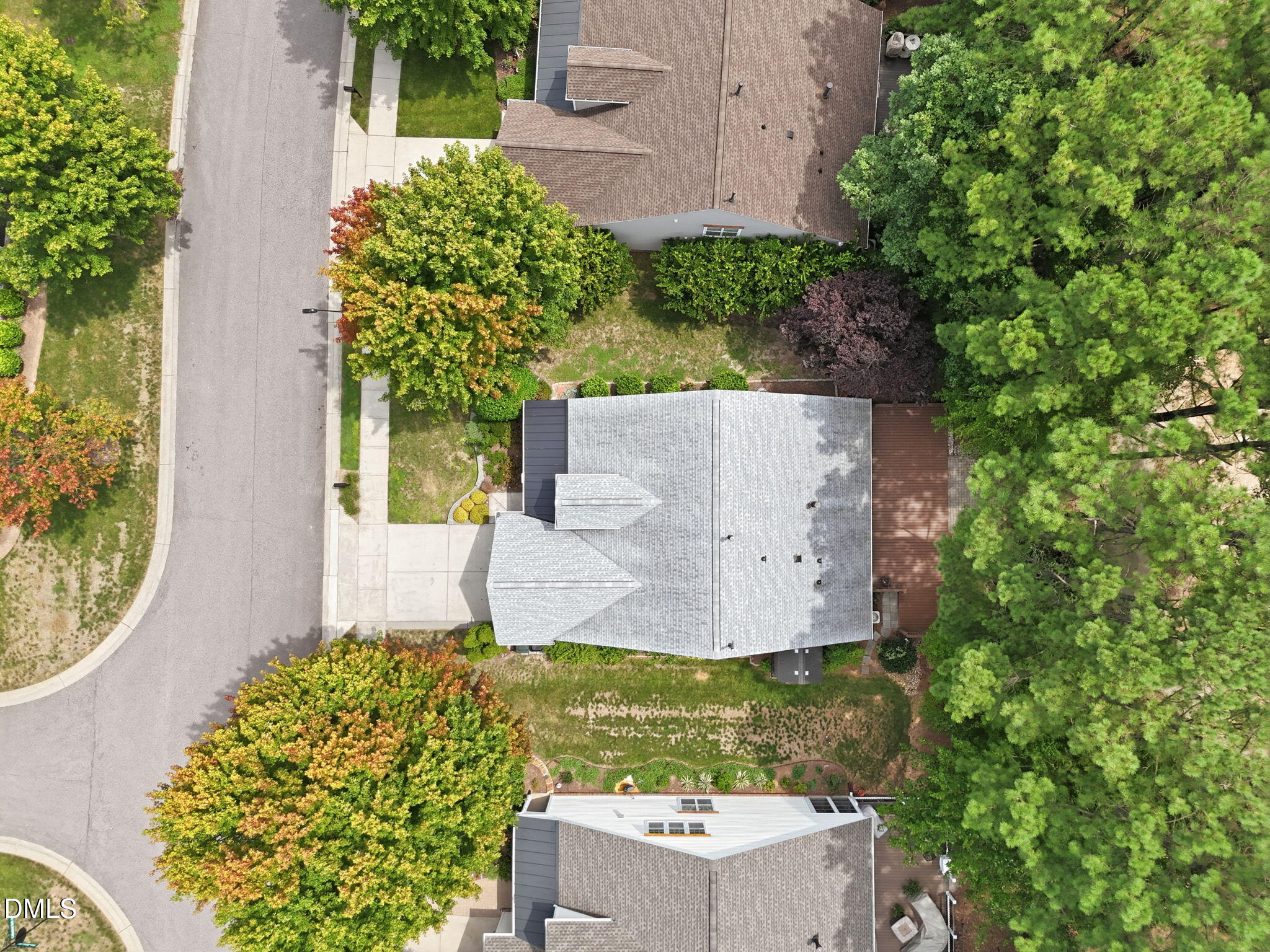 main property photo 36