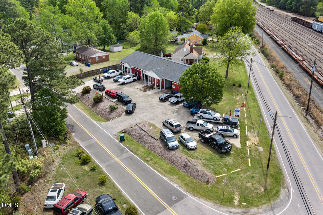 main property photo 14