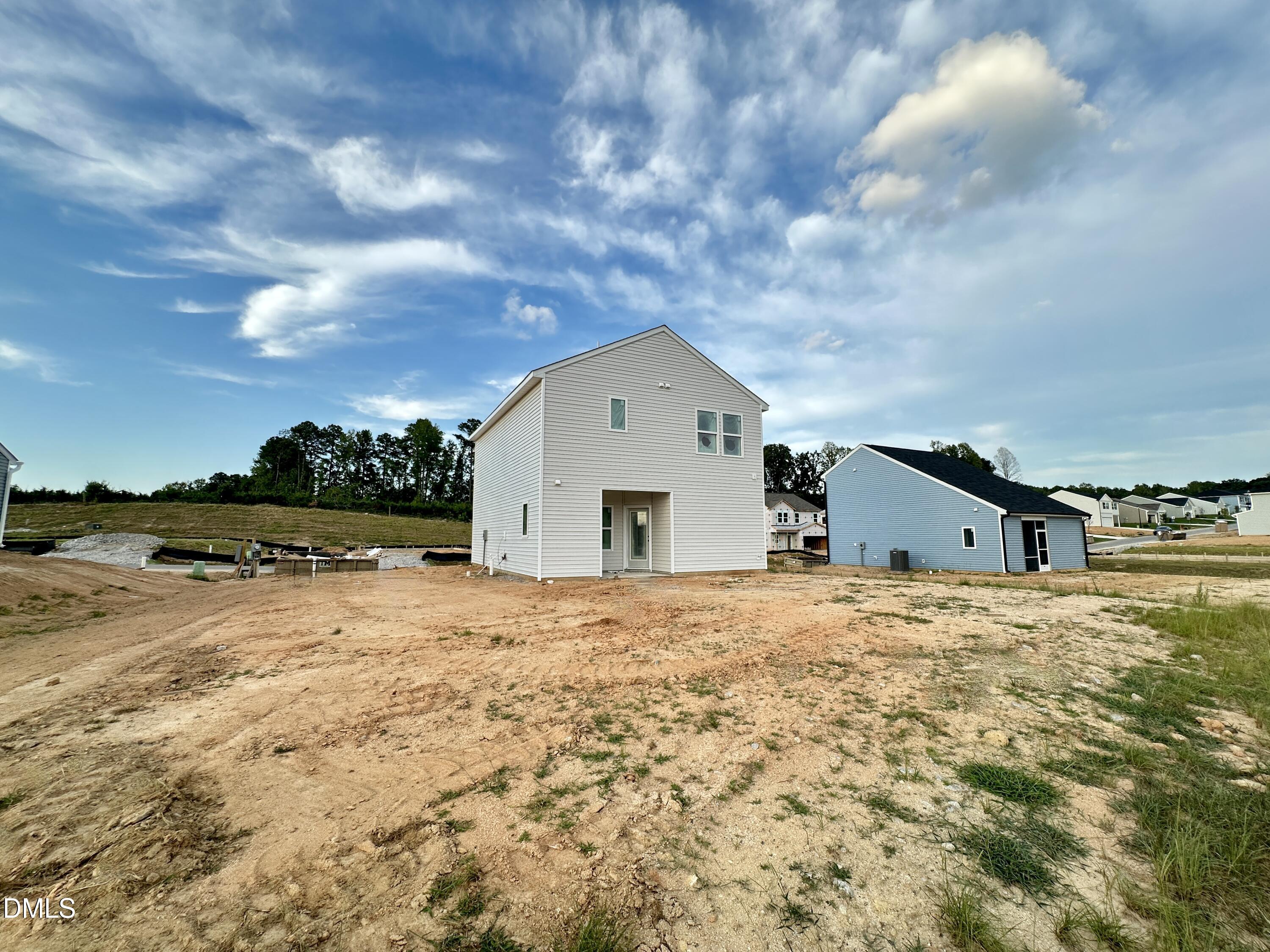 main property photo 13