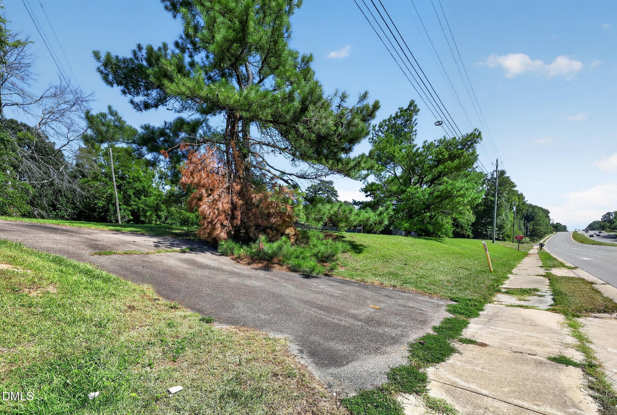 main property photo 20