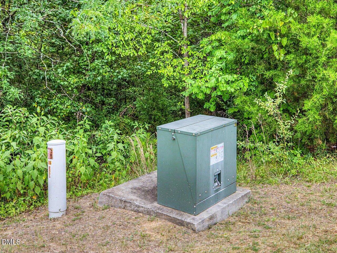 main property photo 20