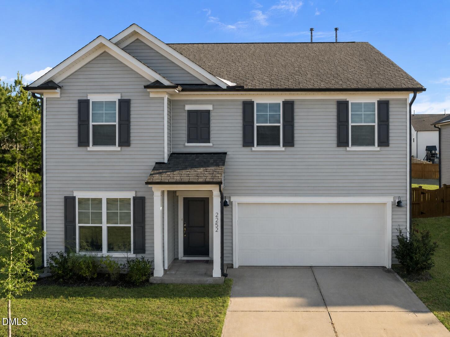 main property photo 29
