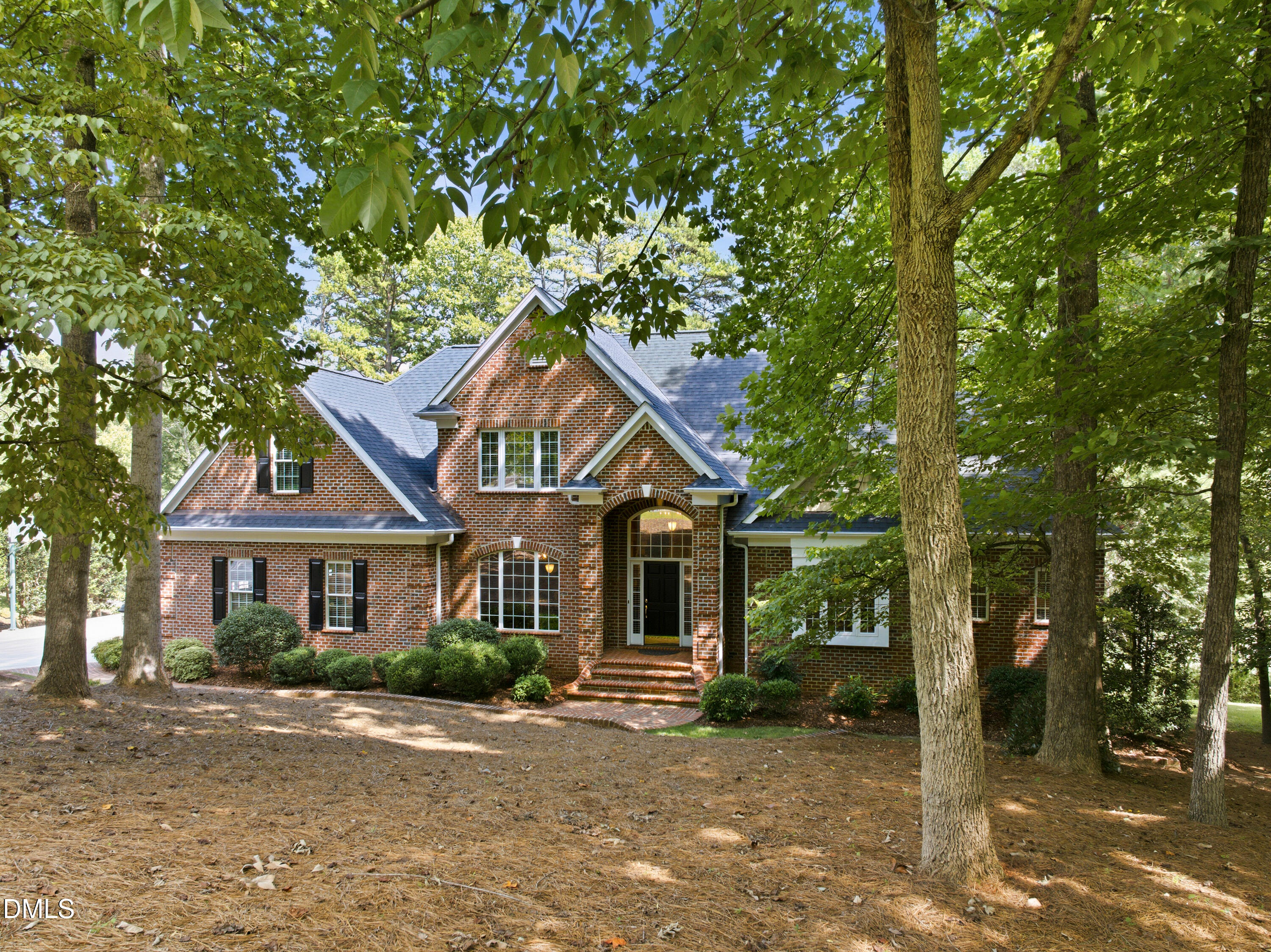 main property photo 3