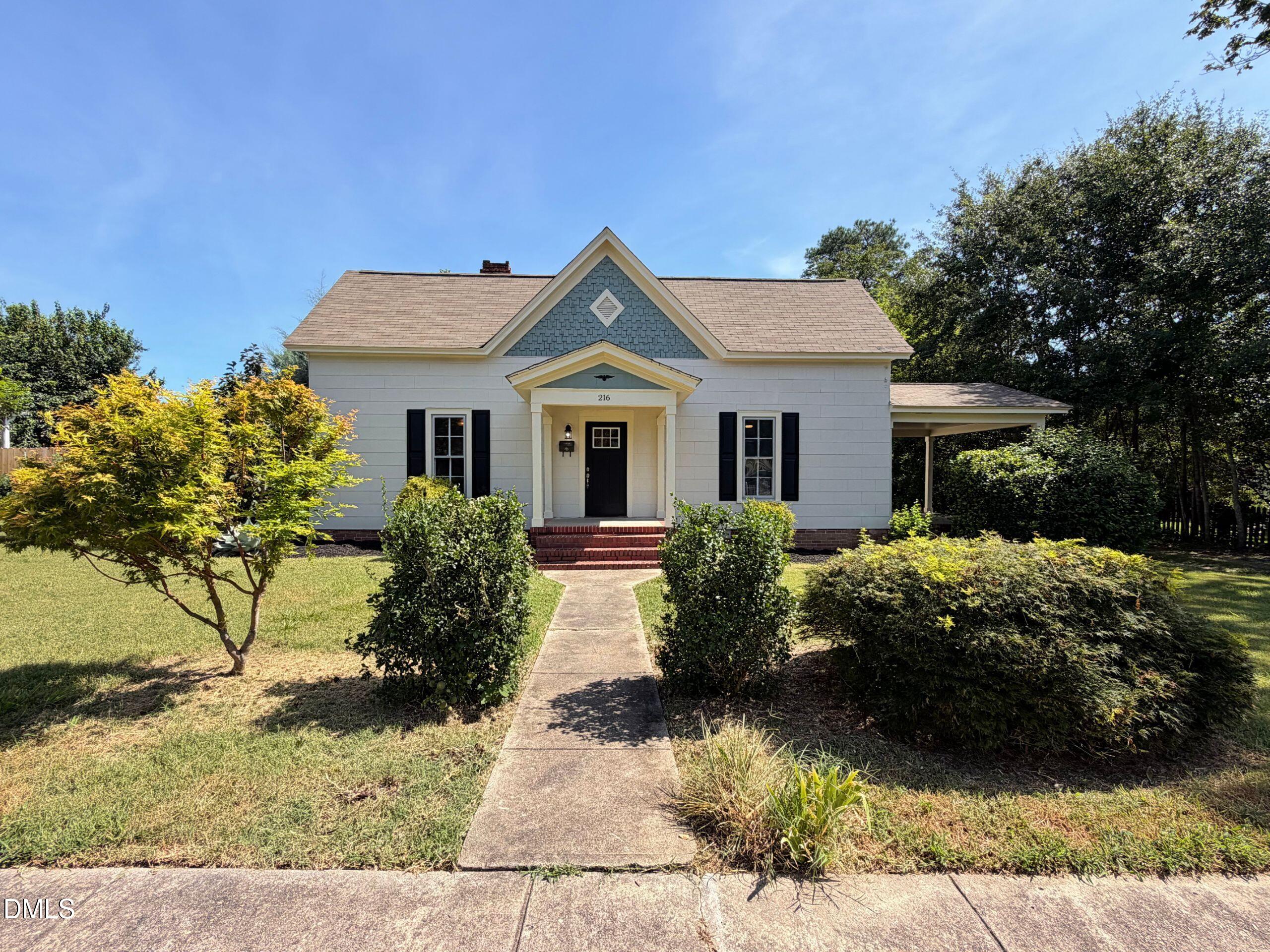 main property photo 16