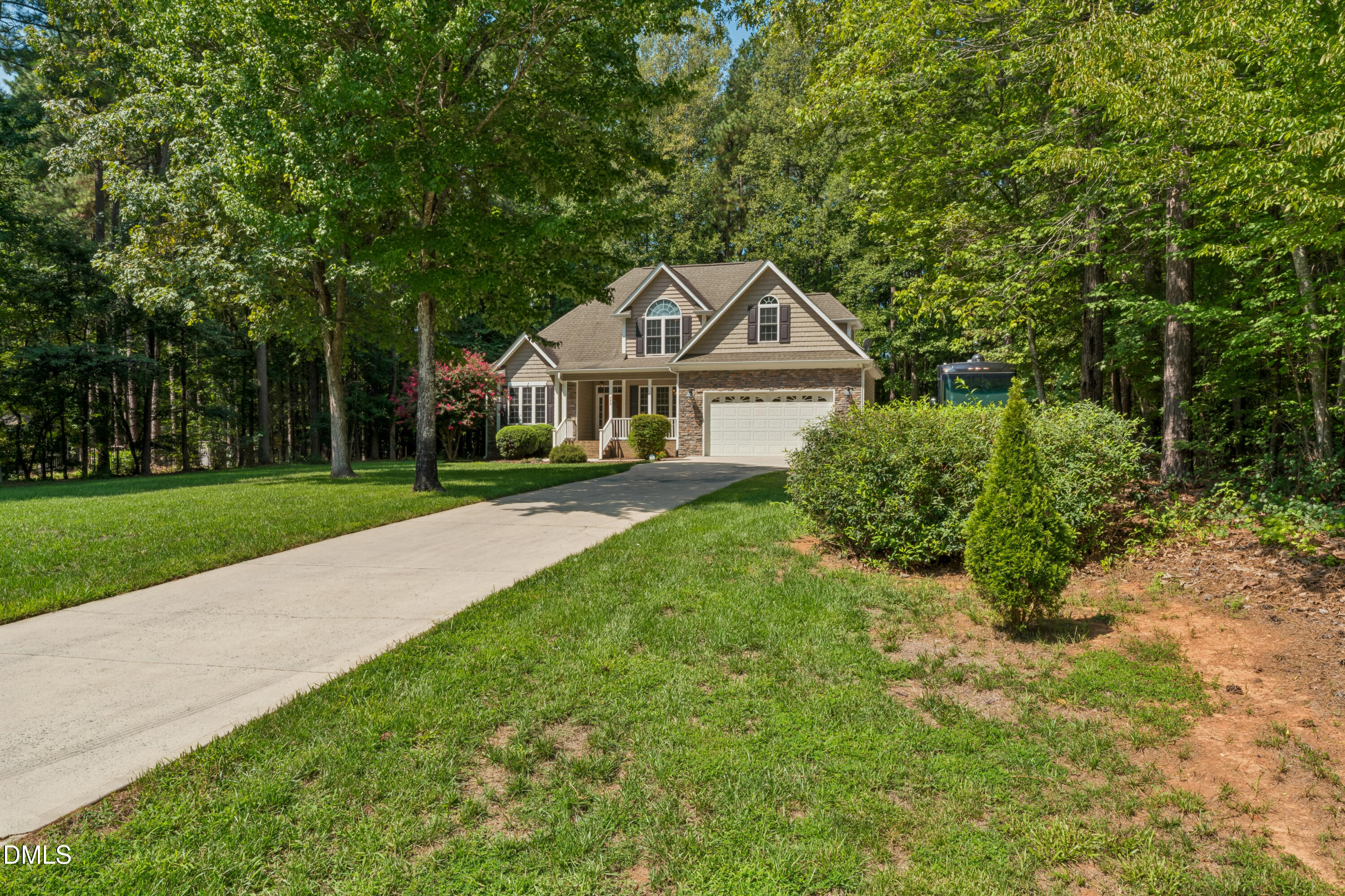 main property photo 2