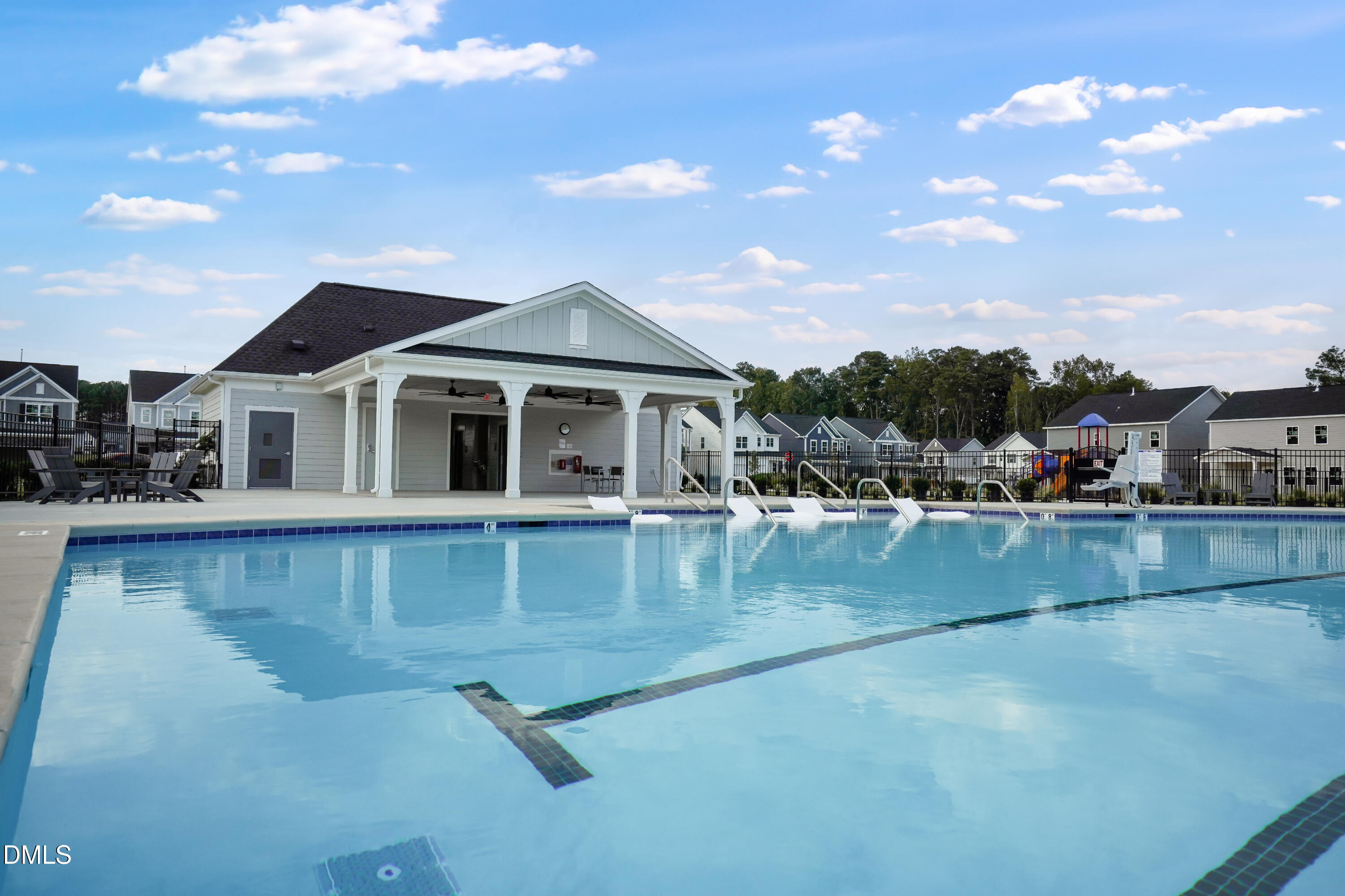 main property photo 59