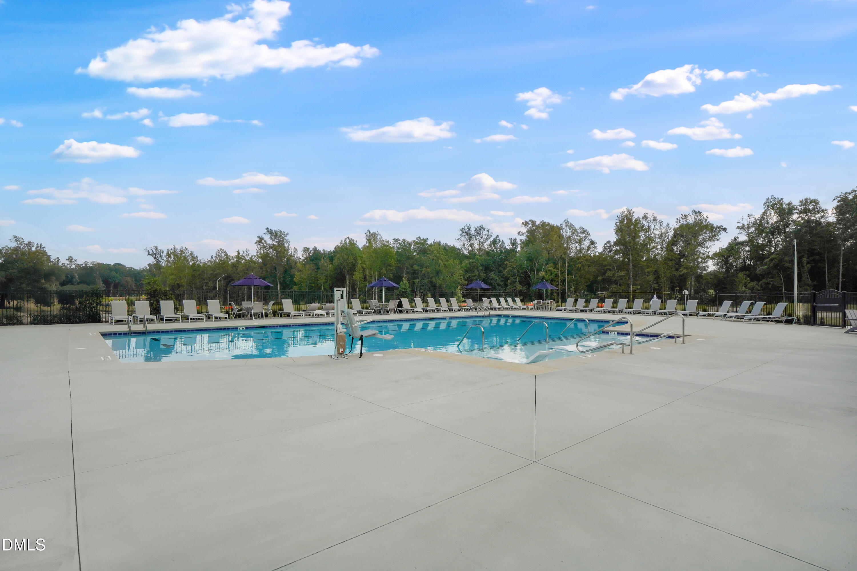 main property photo 51