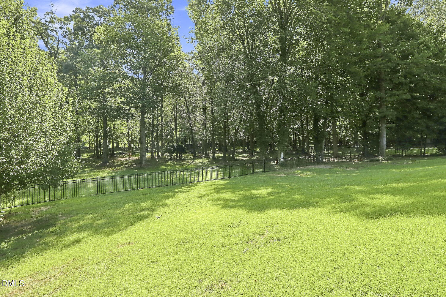 main property photo 78