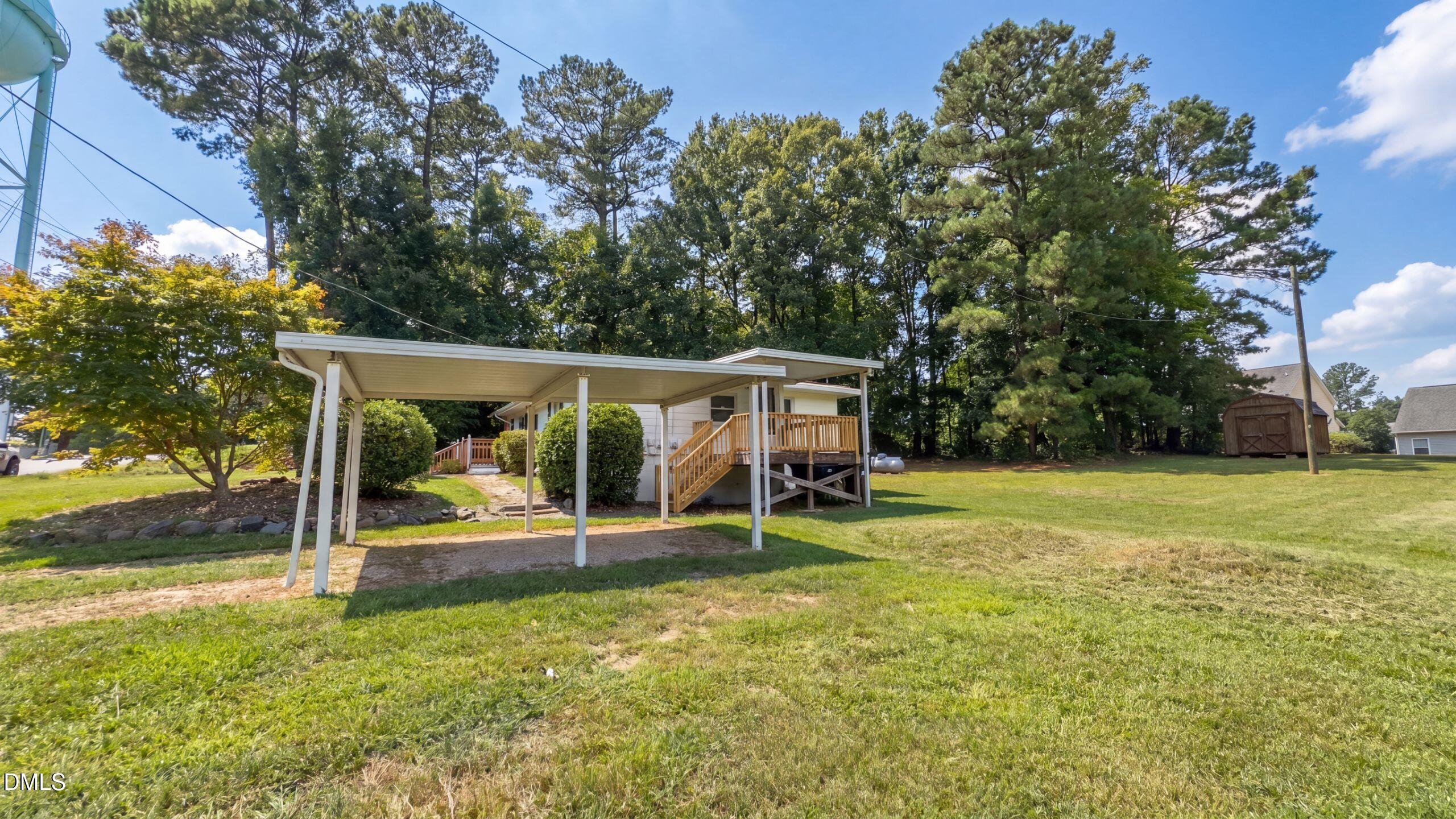main property photo 24