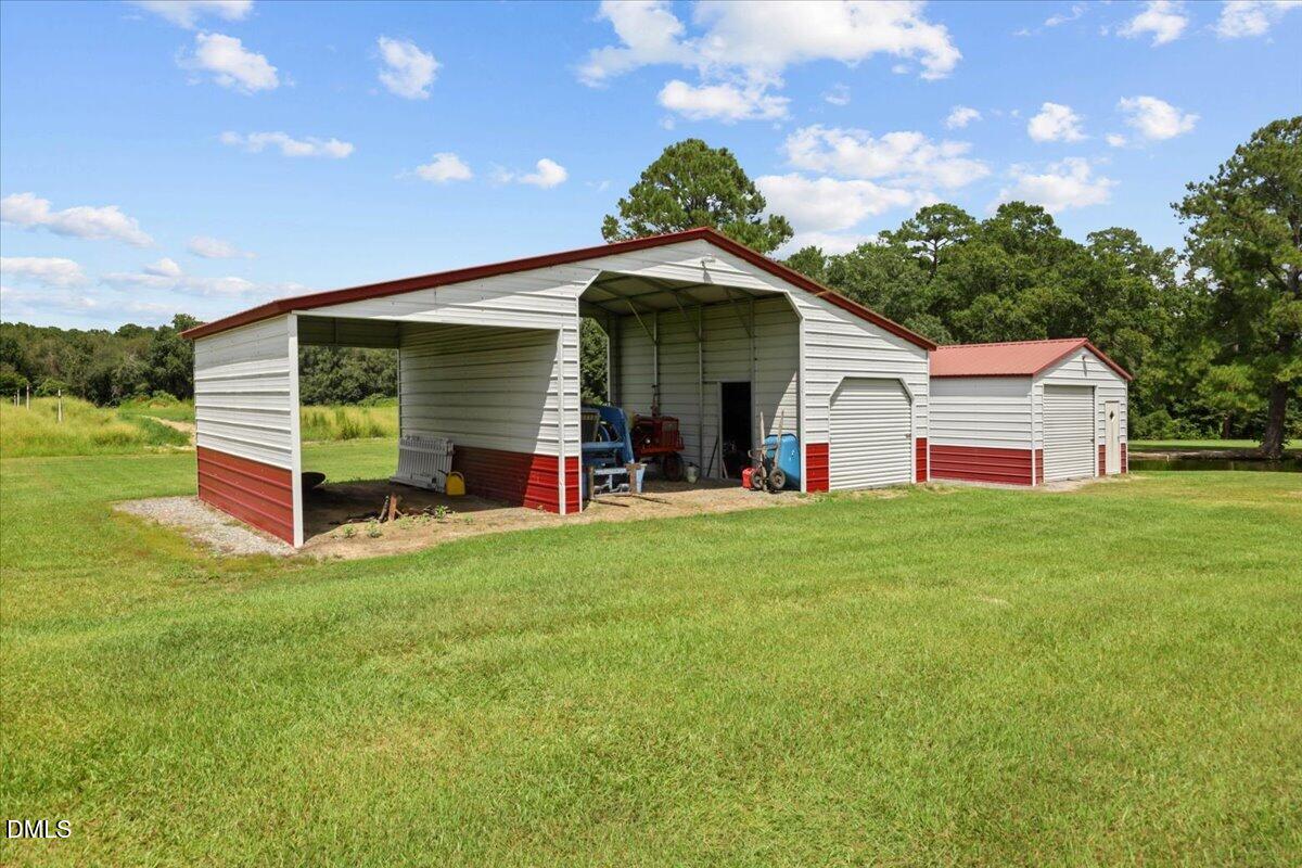 main property photo 33