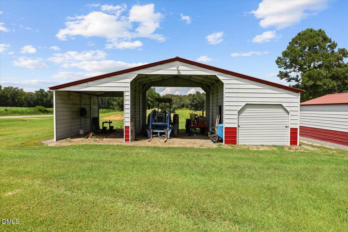 main property photo 34