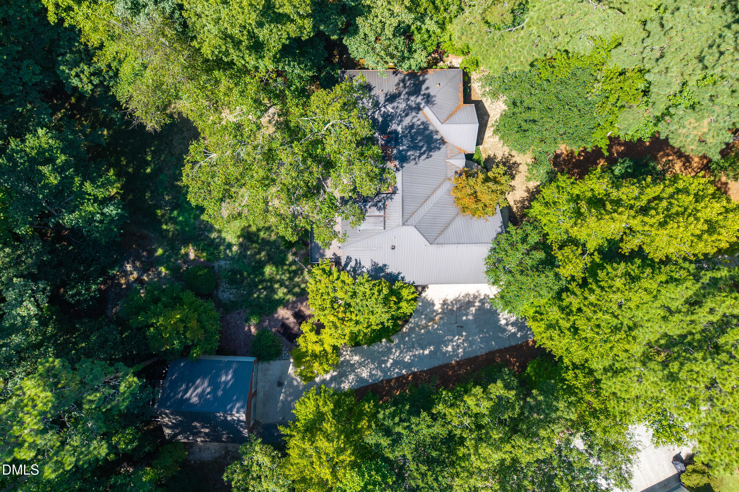 main property photo 47