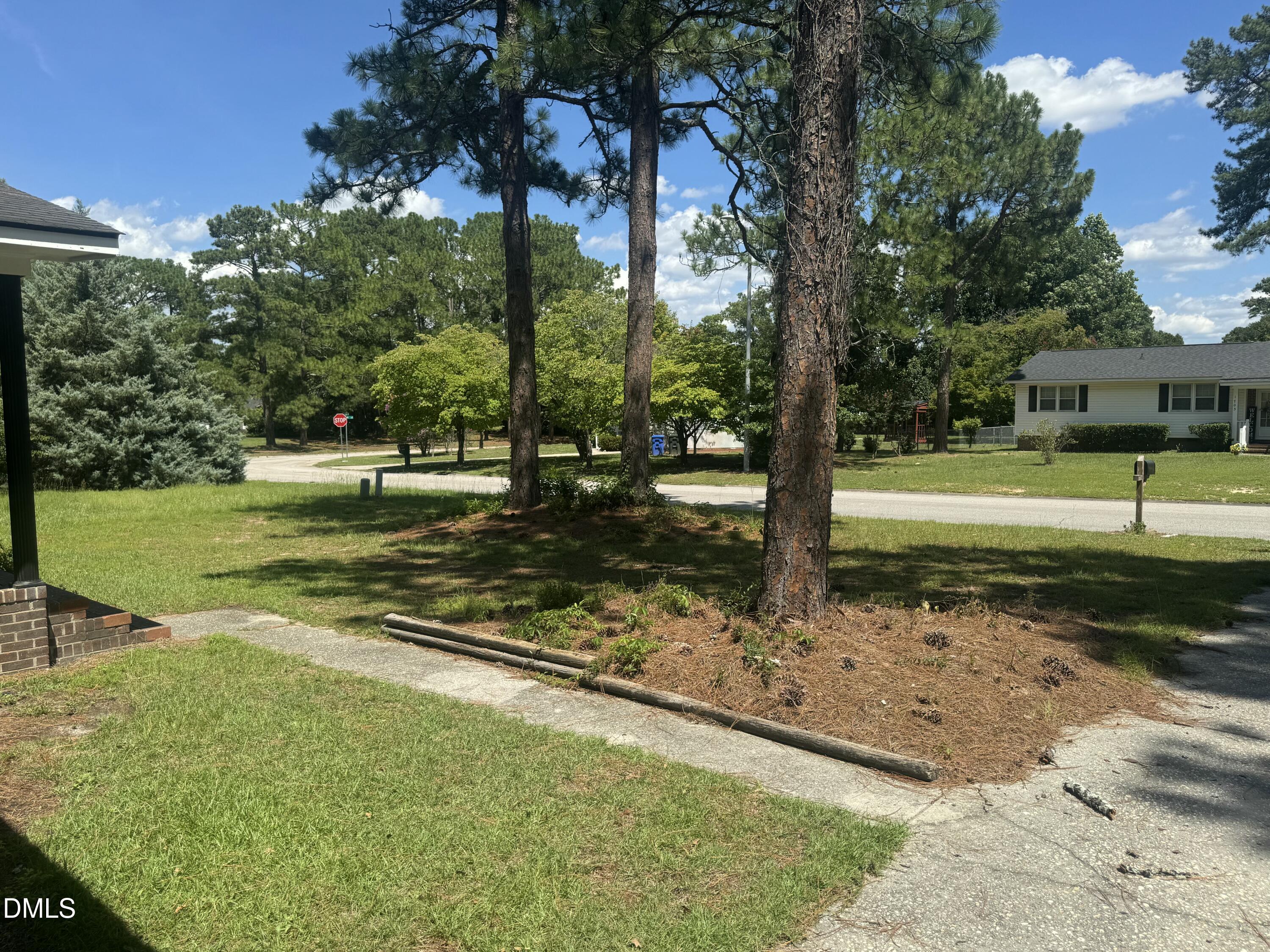 main property photo 20