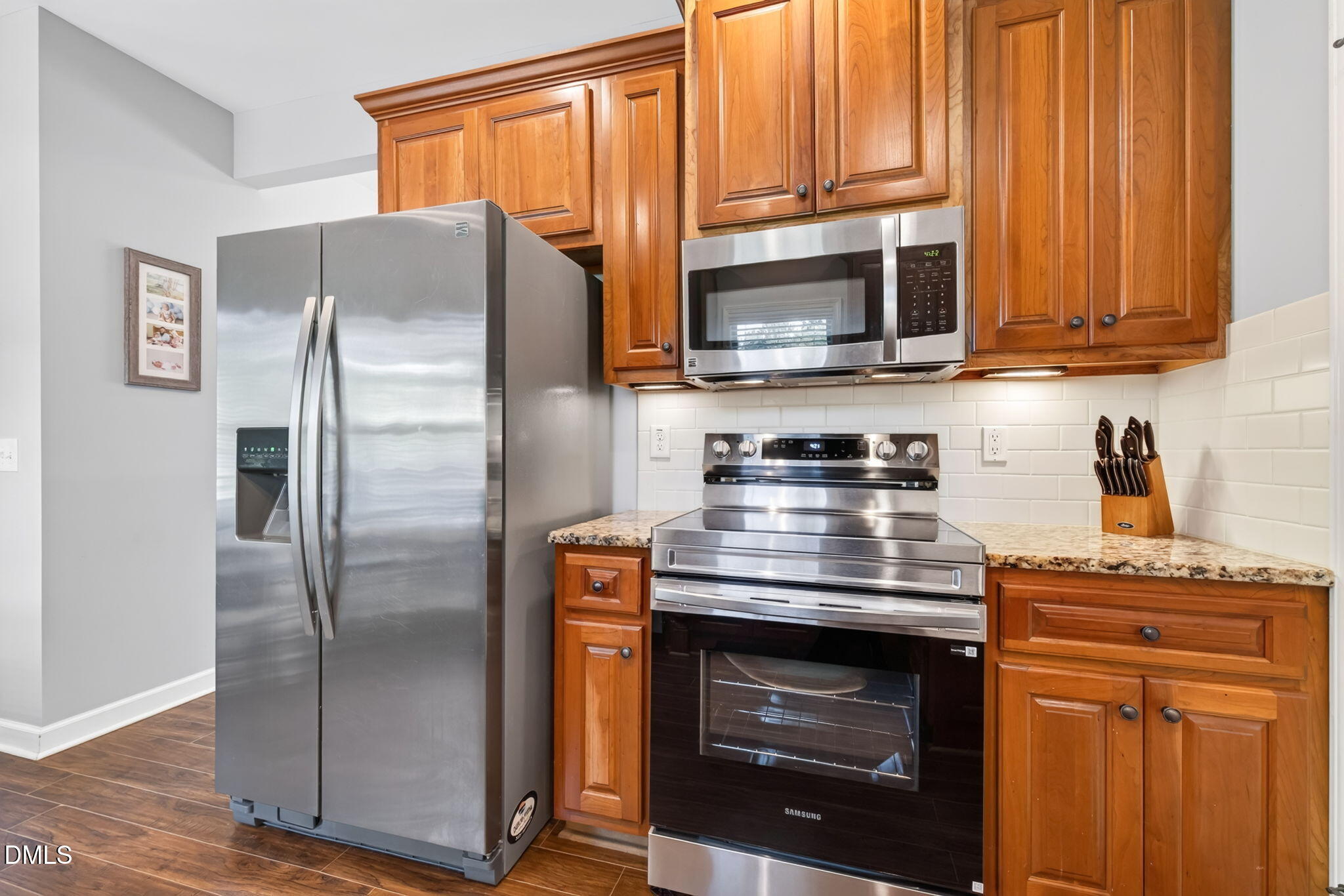 main property photo 16