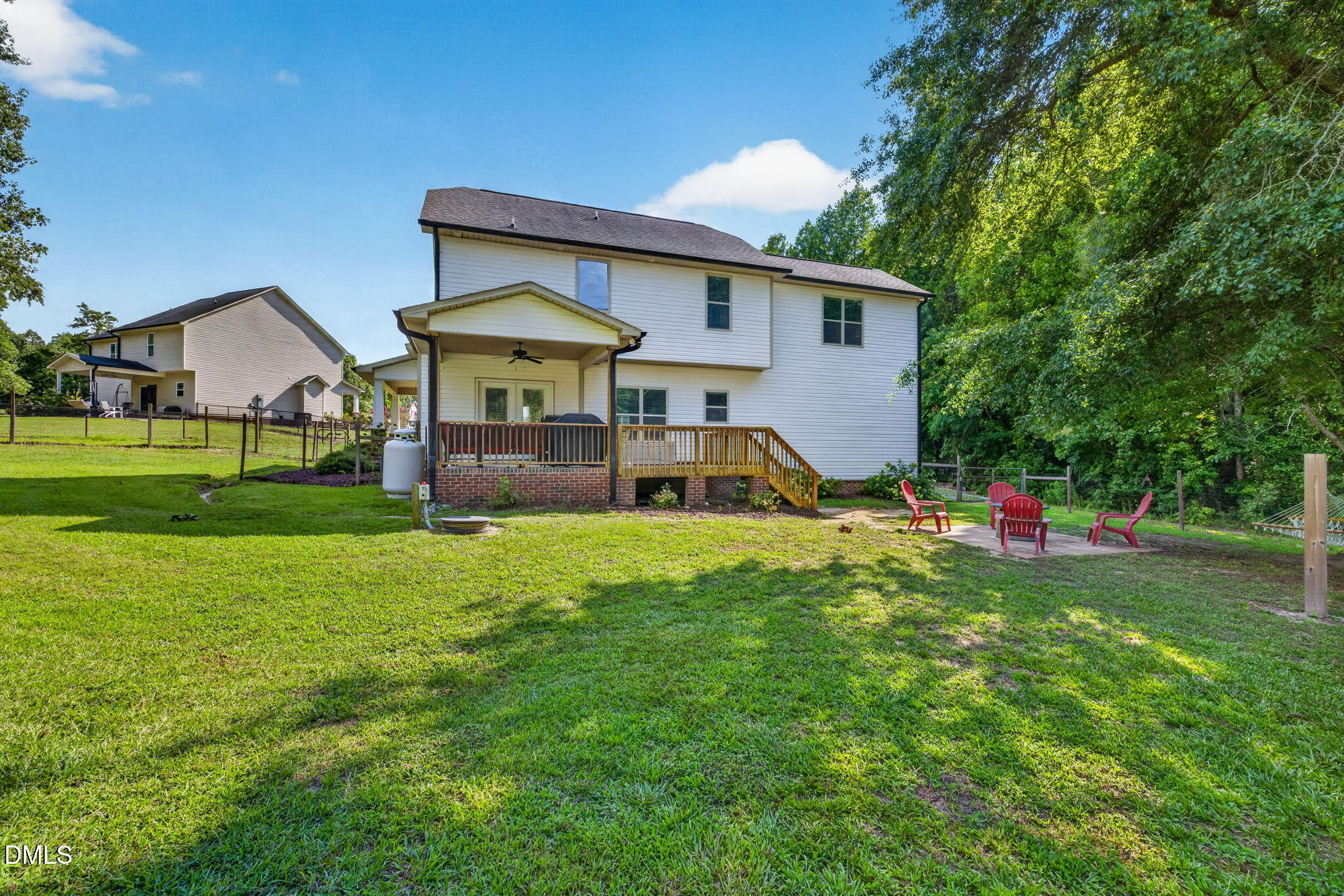 main property photo 48
