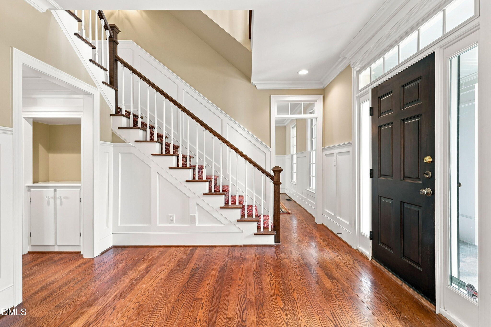 main property photo 8