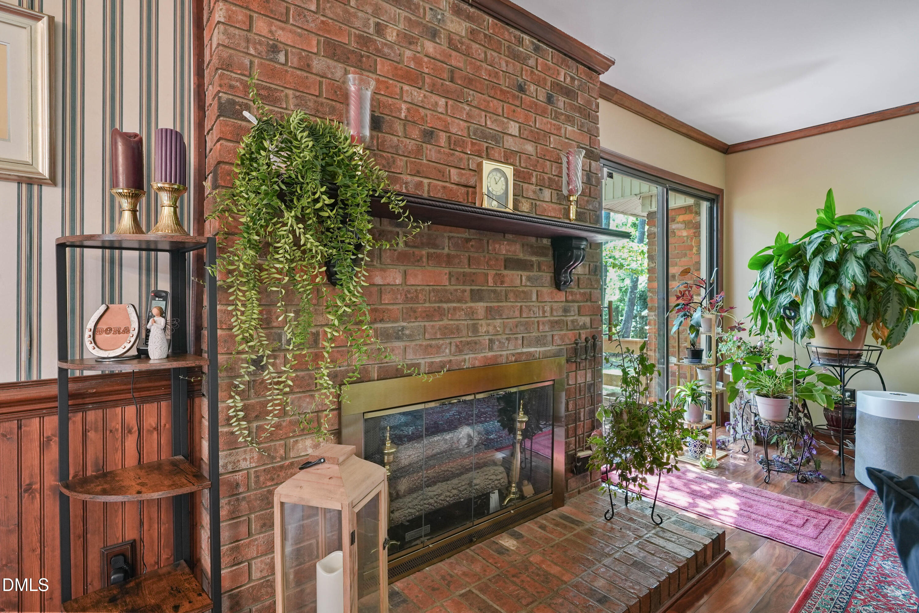 main property photo 18