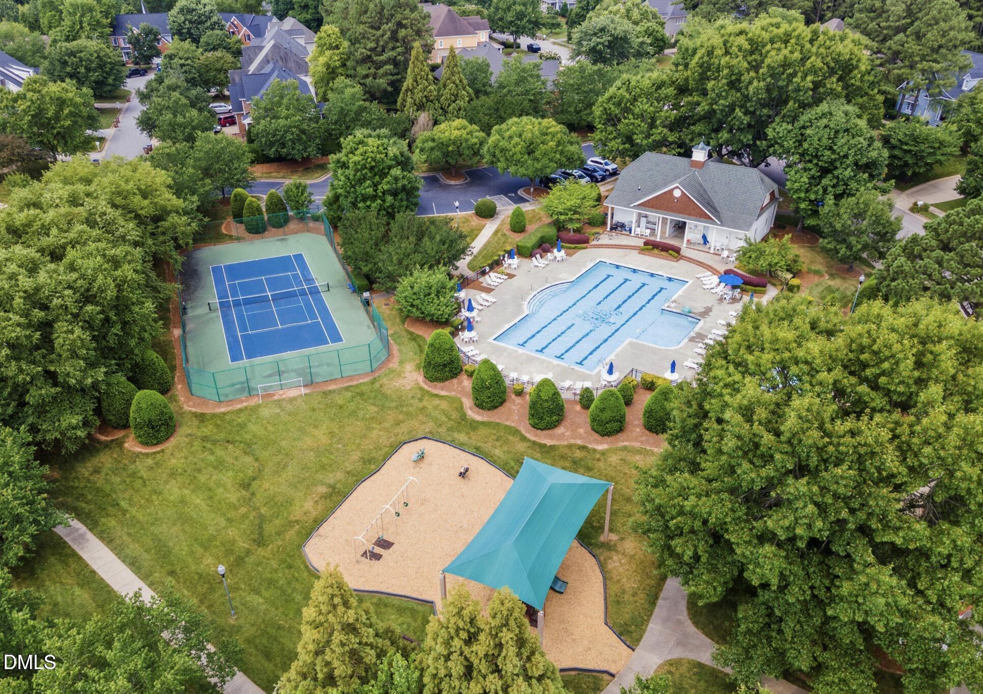 main property photo 37