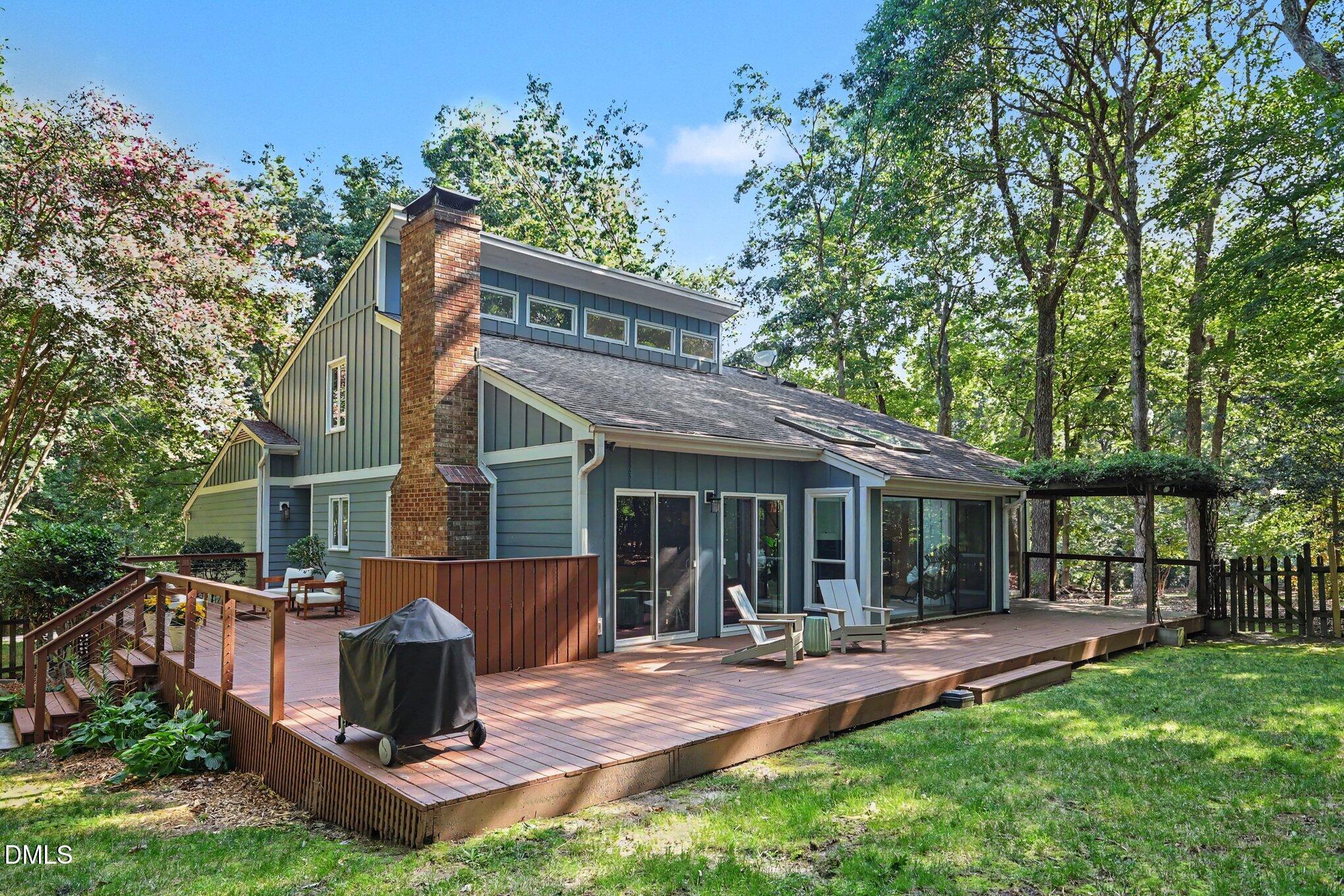 main property photo 24