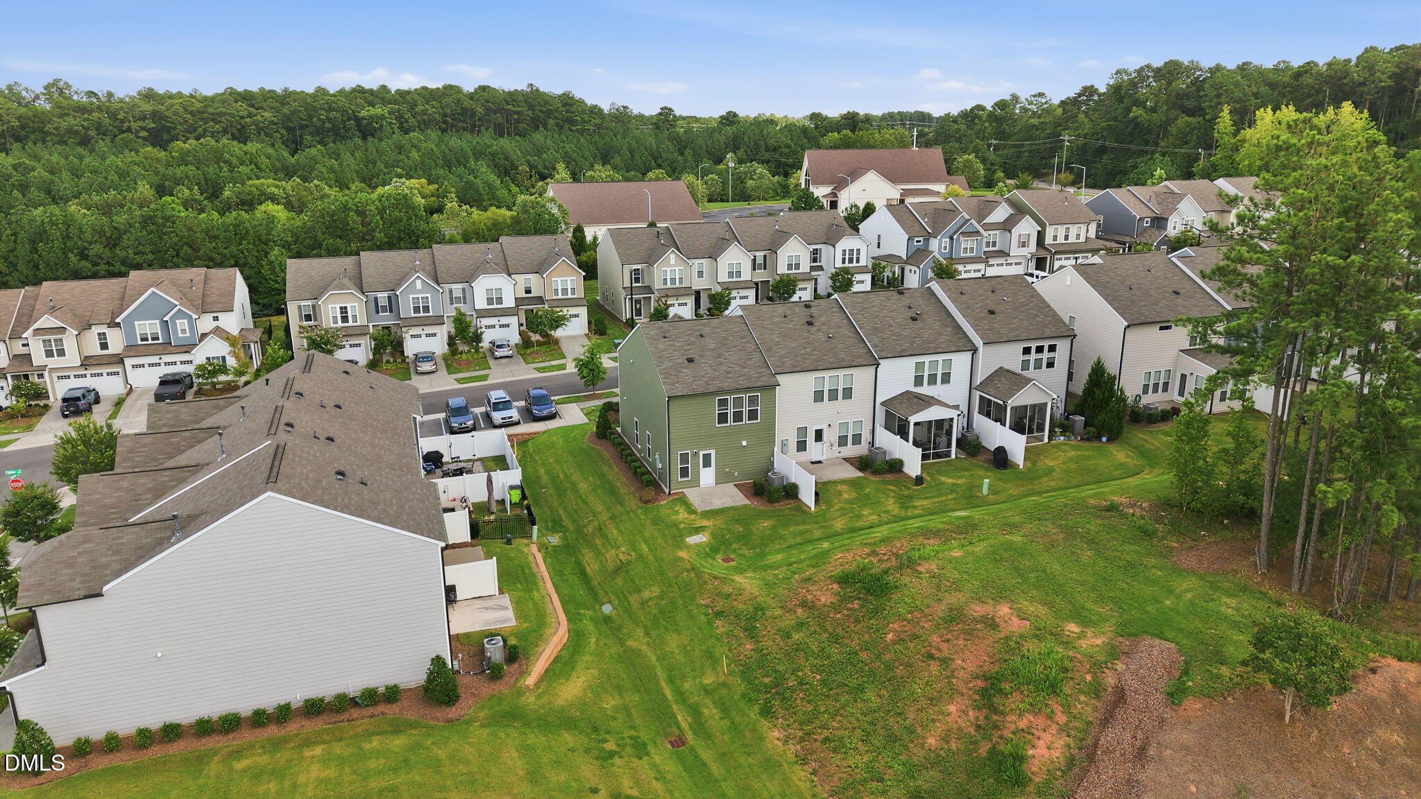 main property photo 19