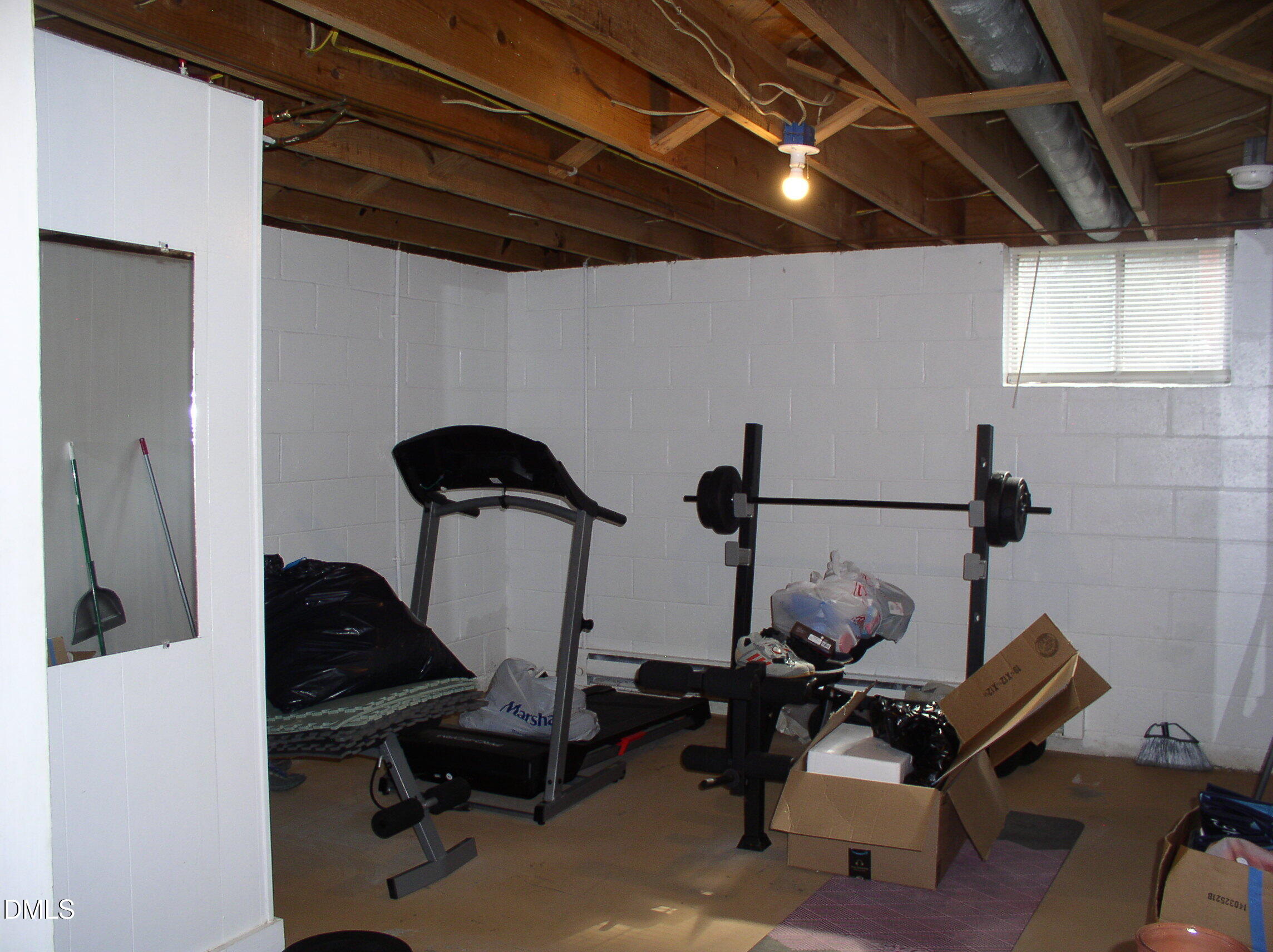 main property photo 30