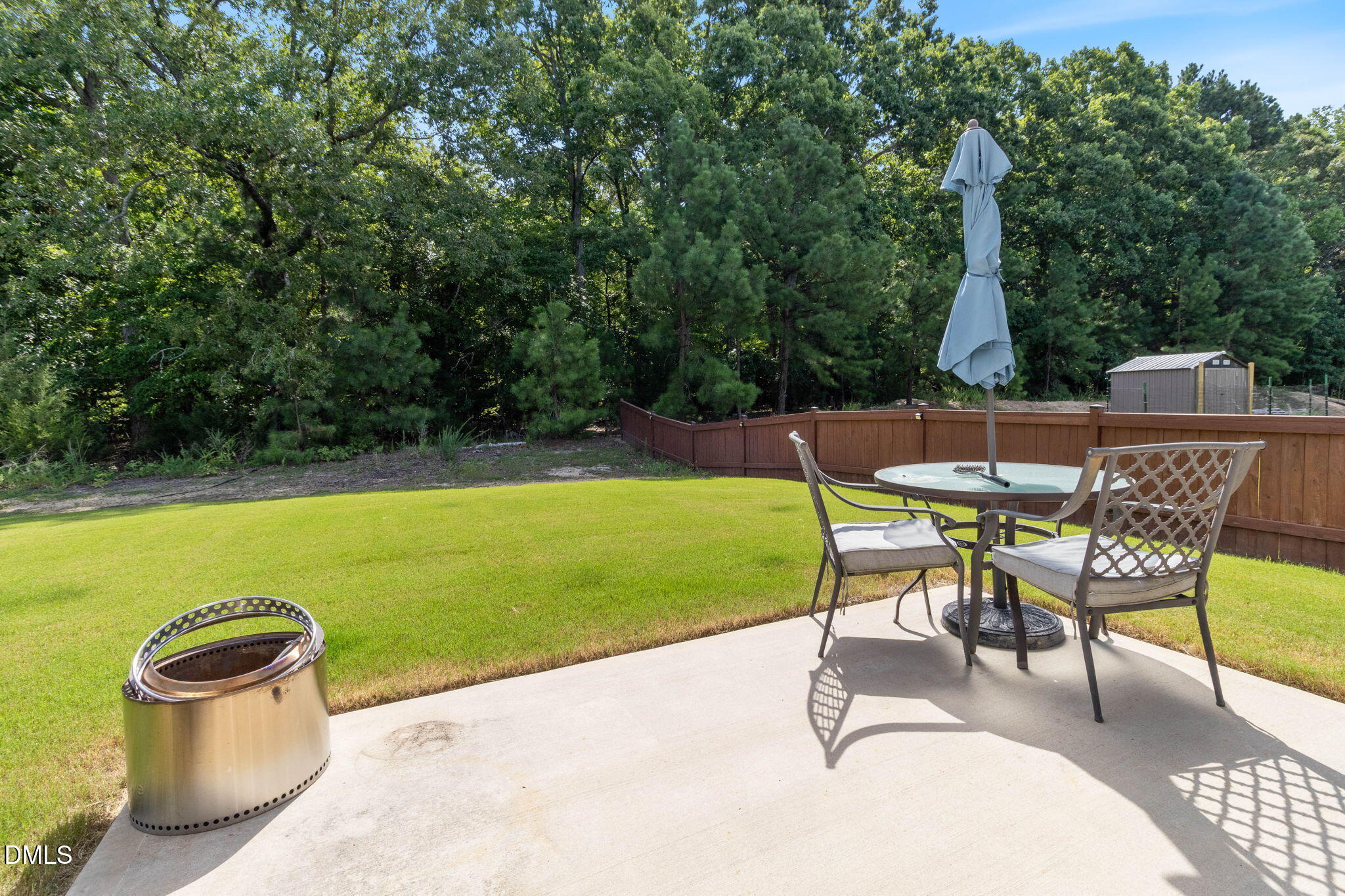 main property photo 22