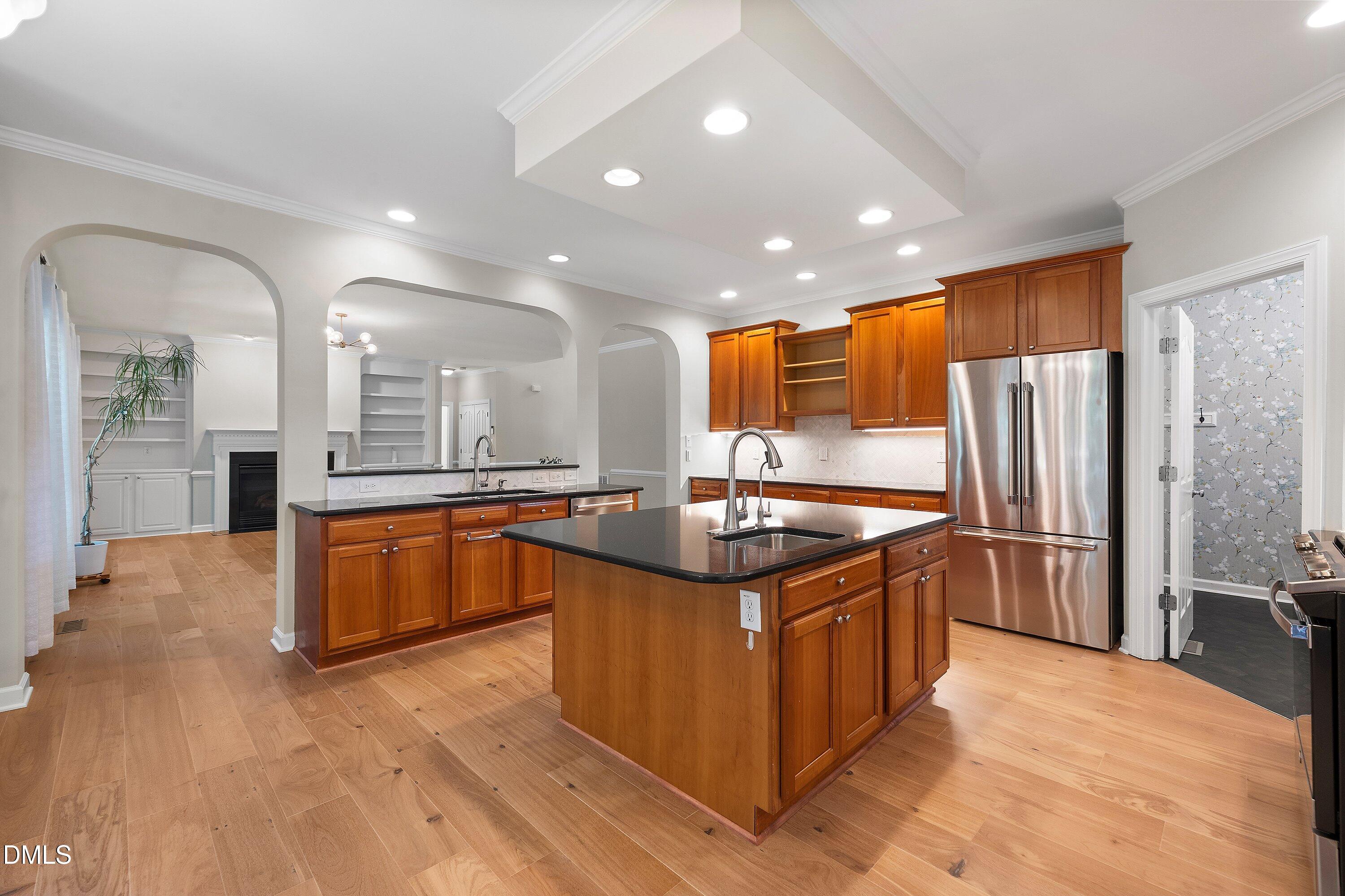 main property photo 16