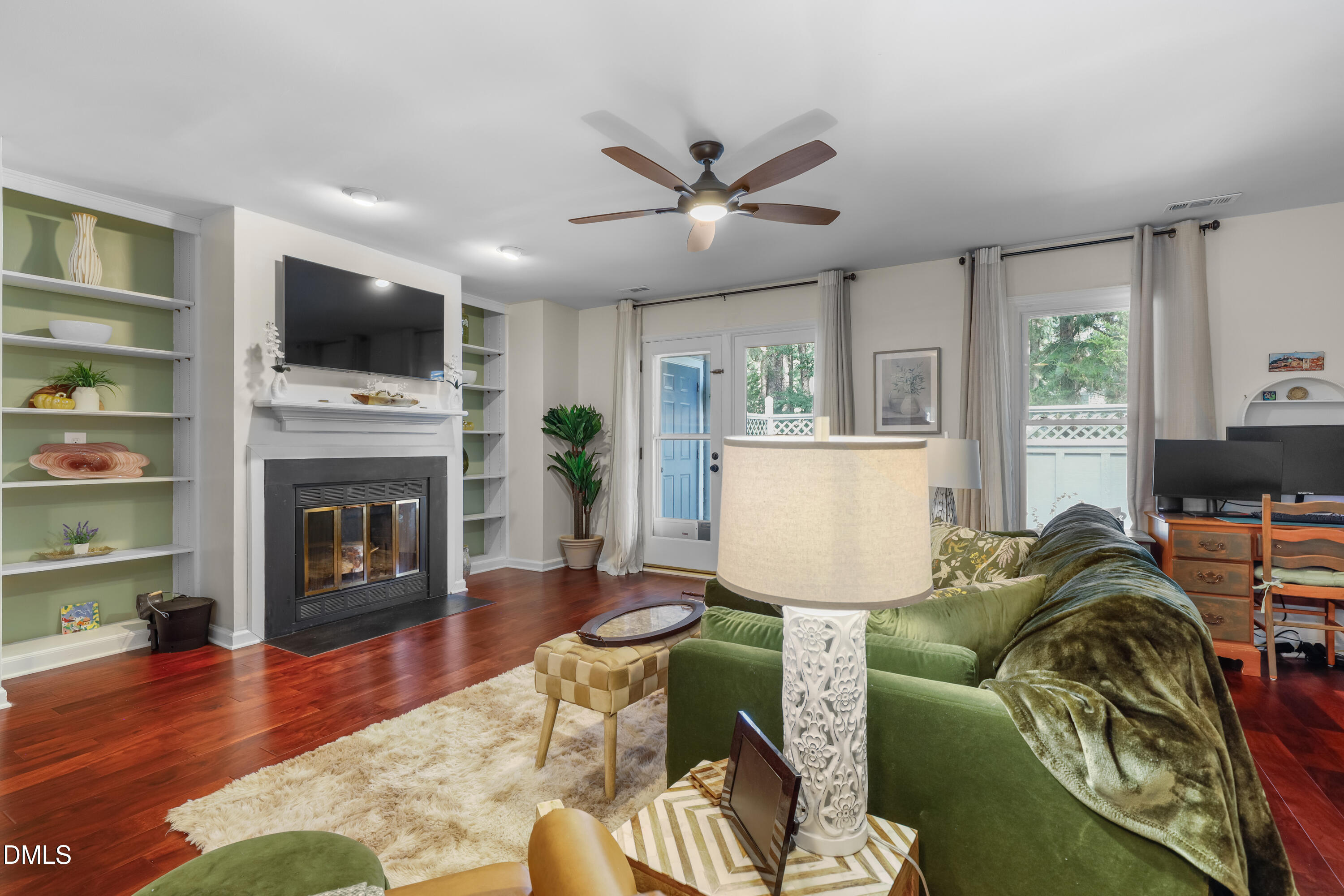 main property photo 5