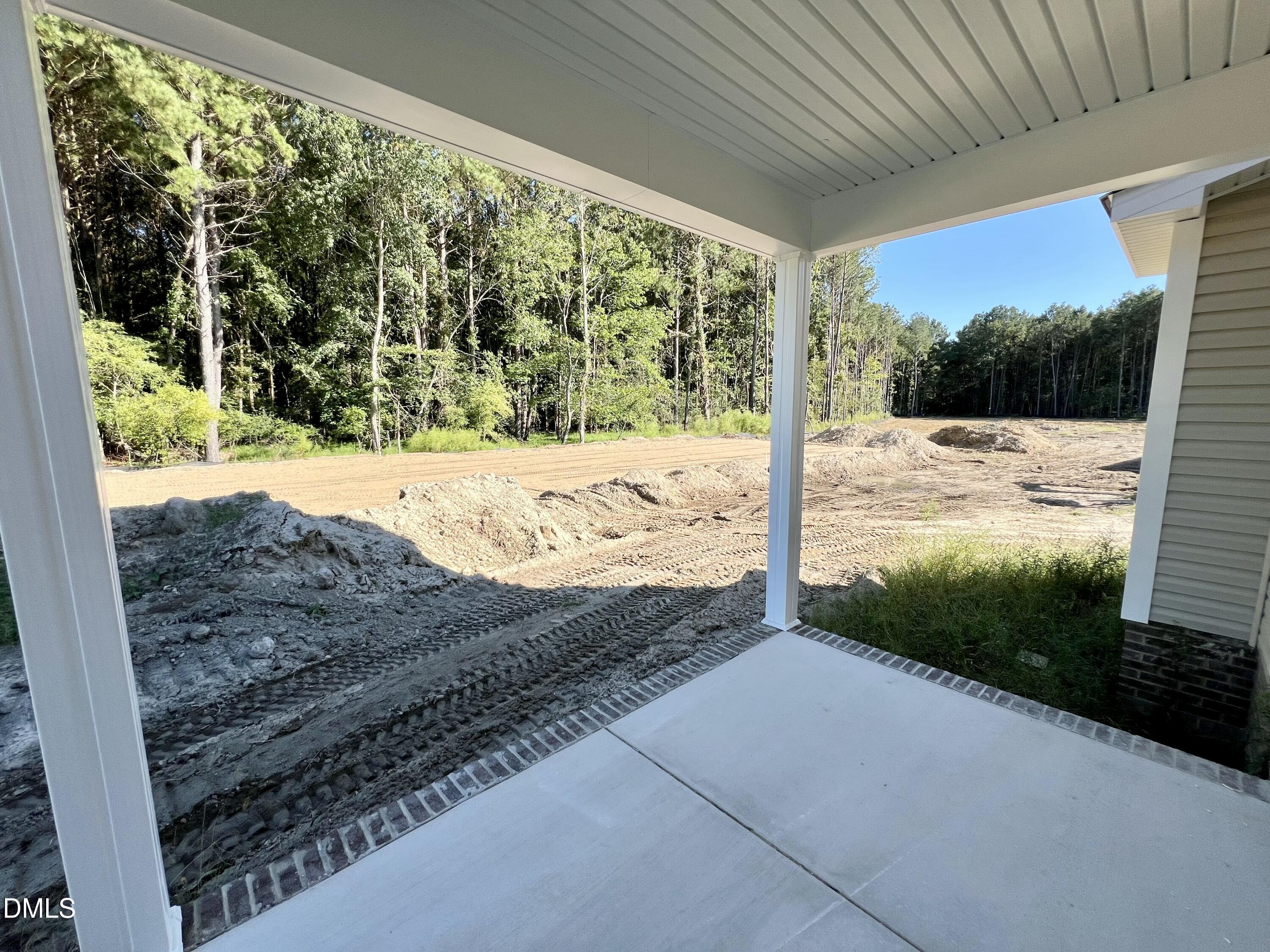 main property photo 25