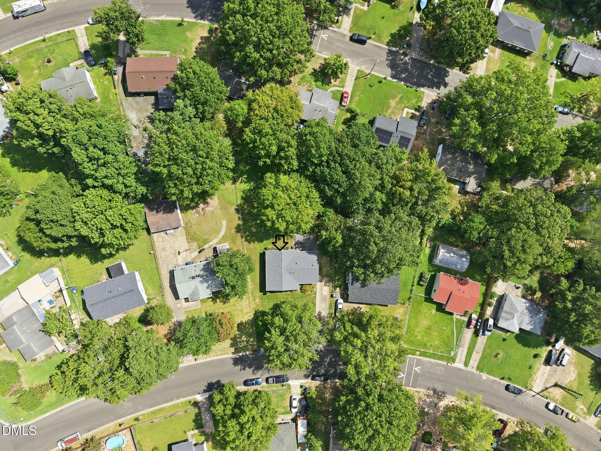 main property photo 8