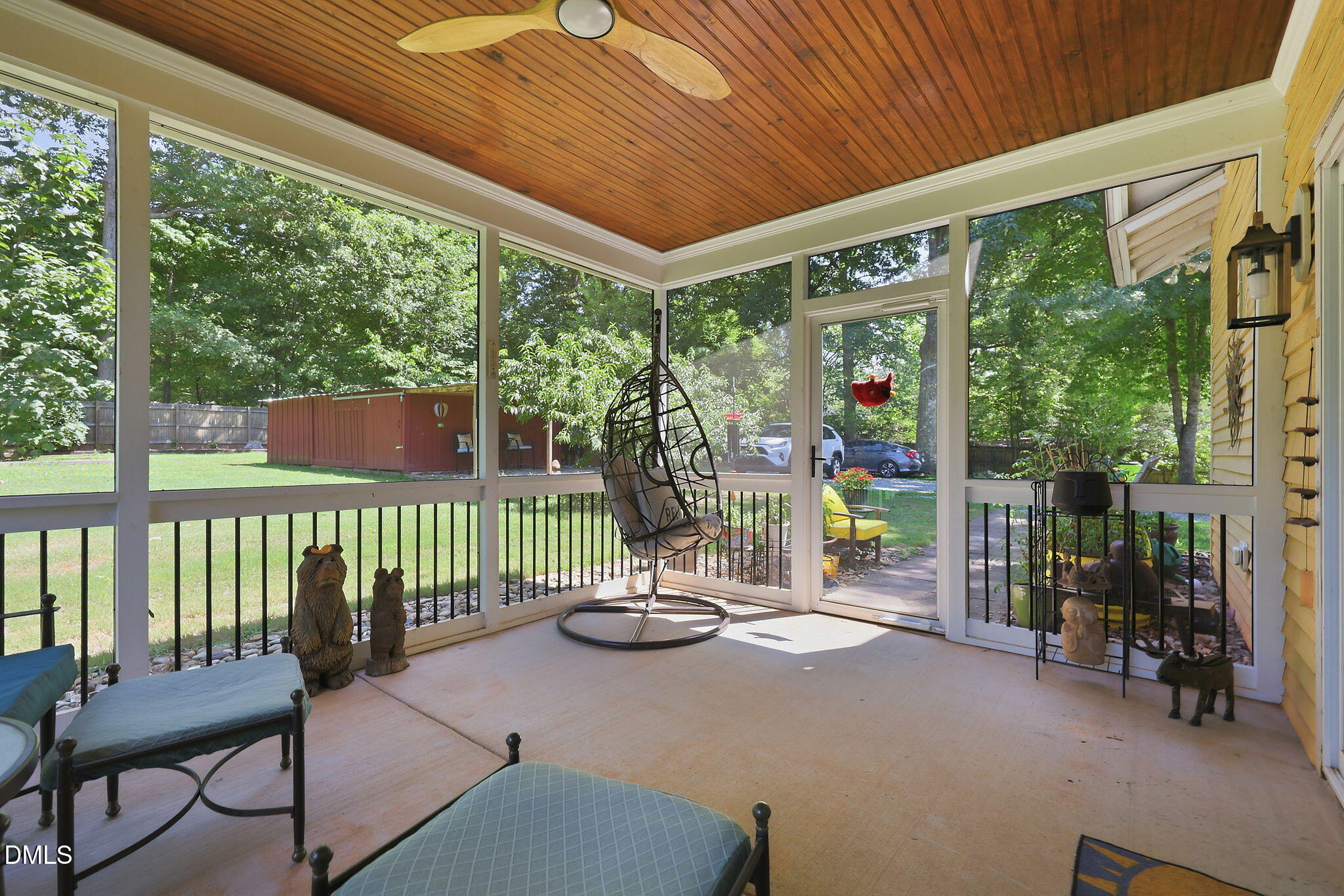 main property photo 36