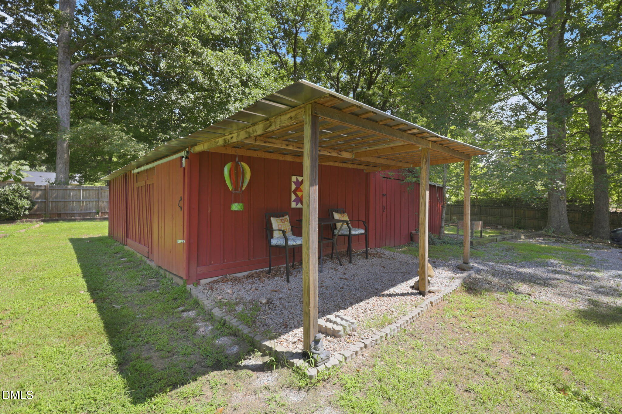main property photo 38