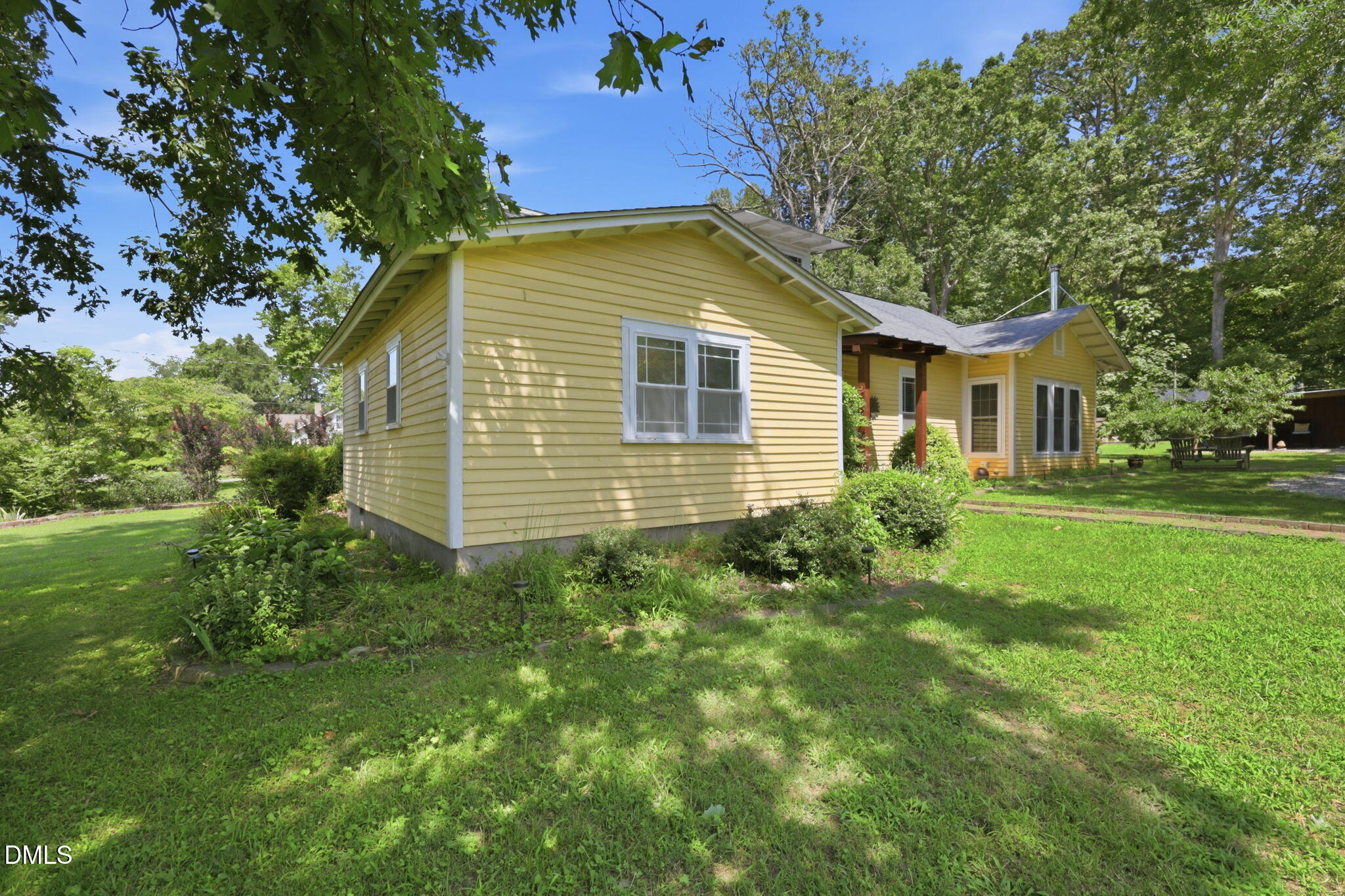 main property photo 42