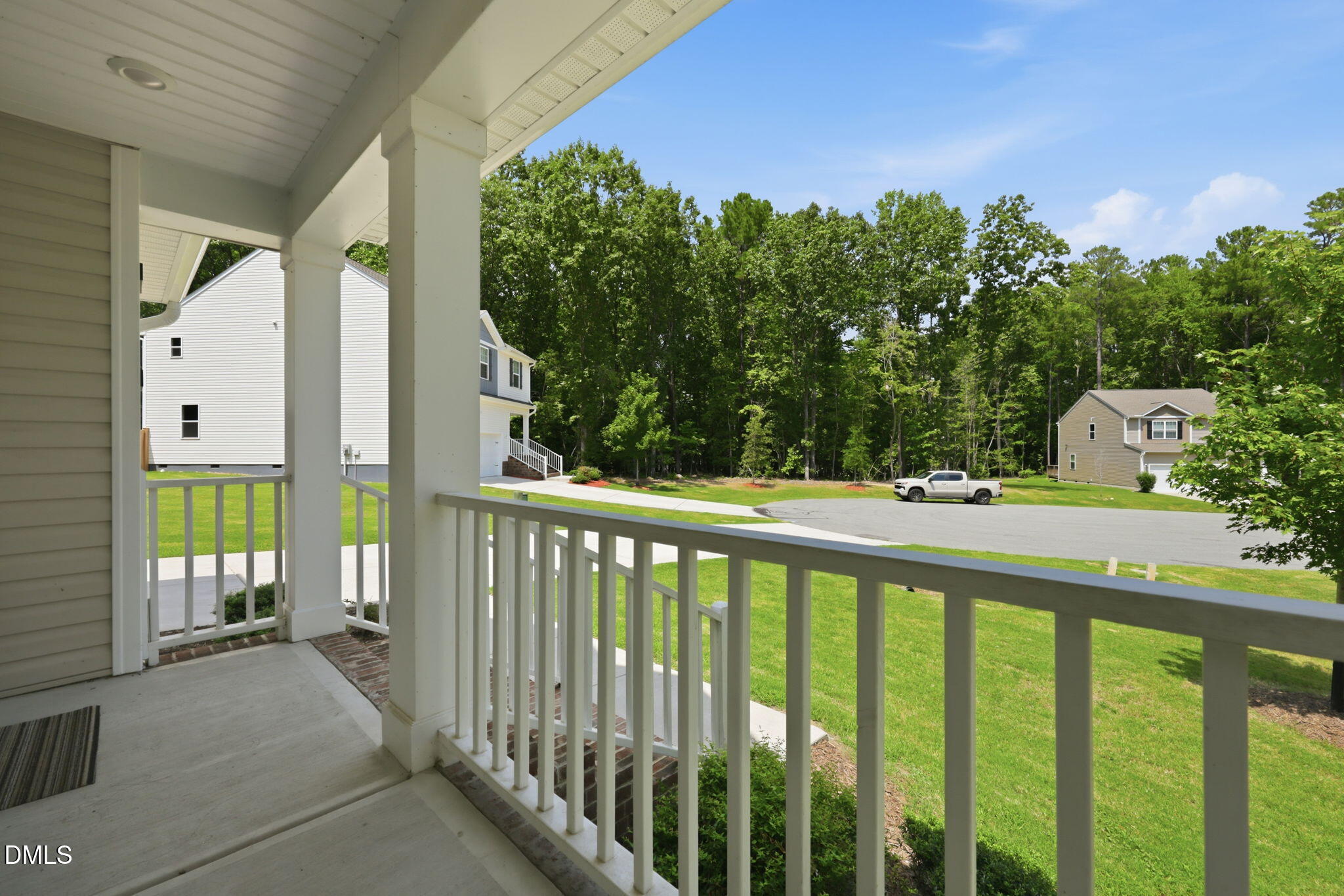 main property photo 40