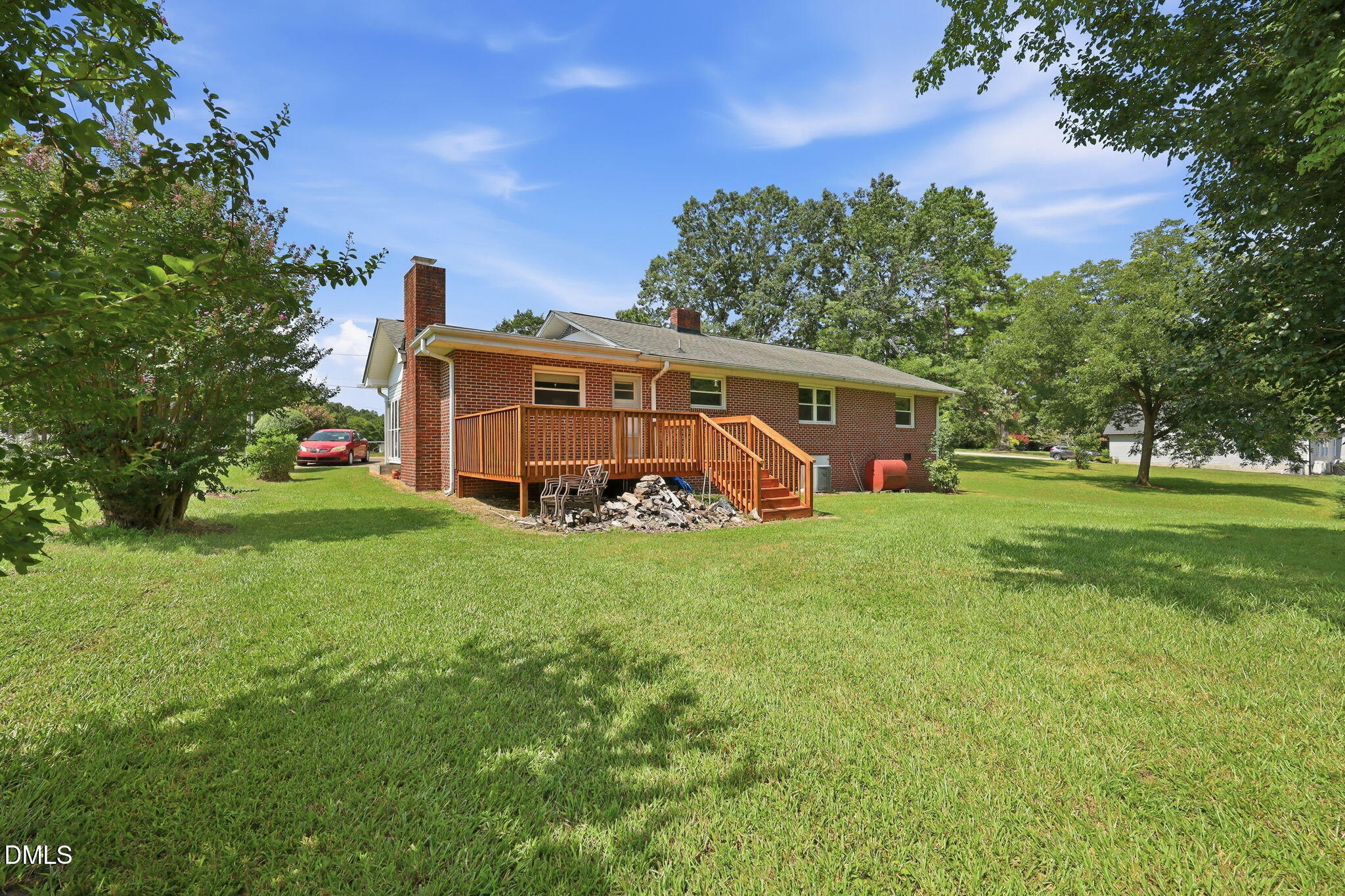 main property photo 16