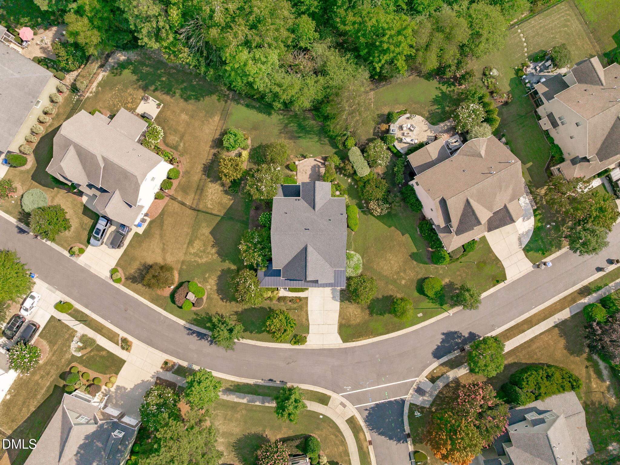 main property photo 31