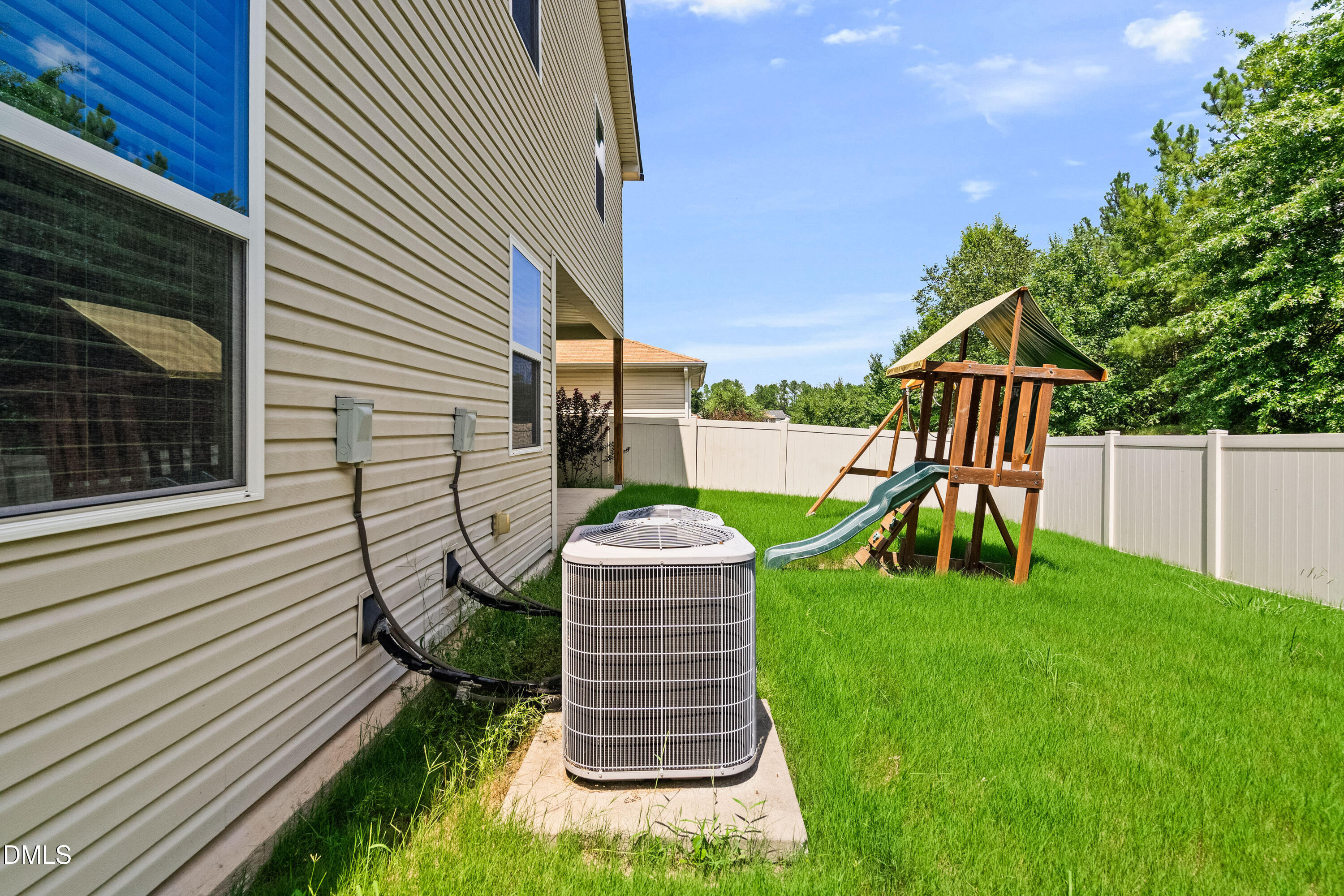 main property photo 56