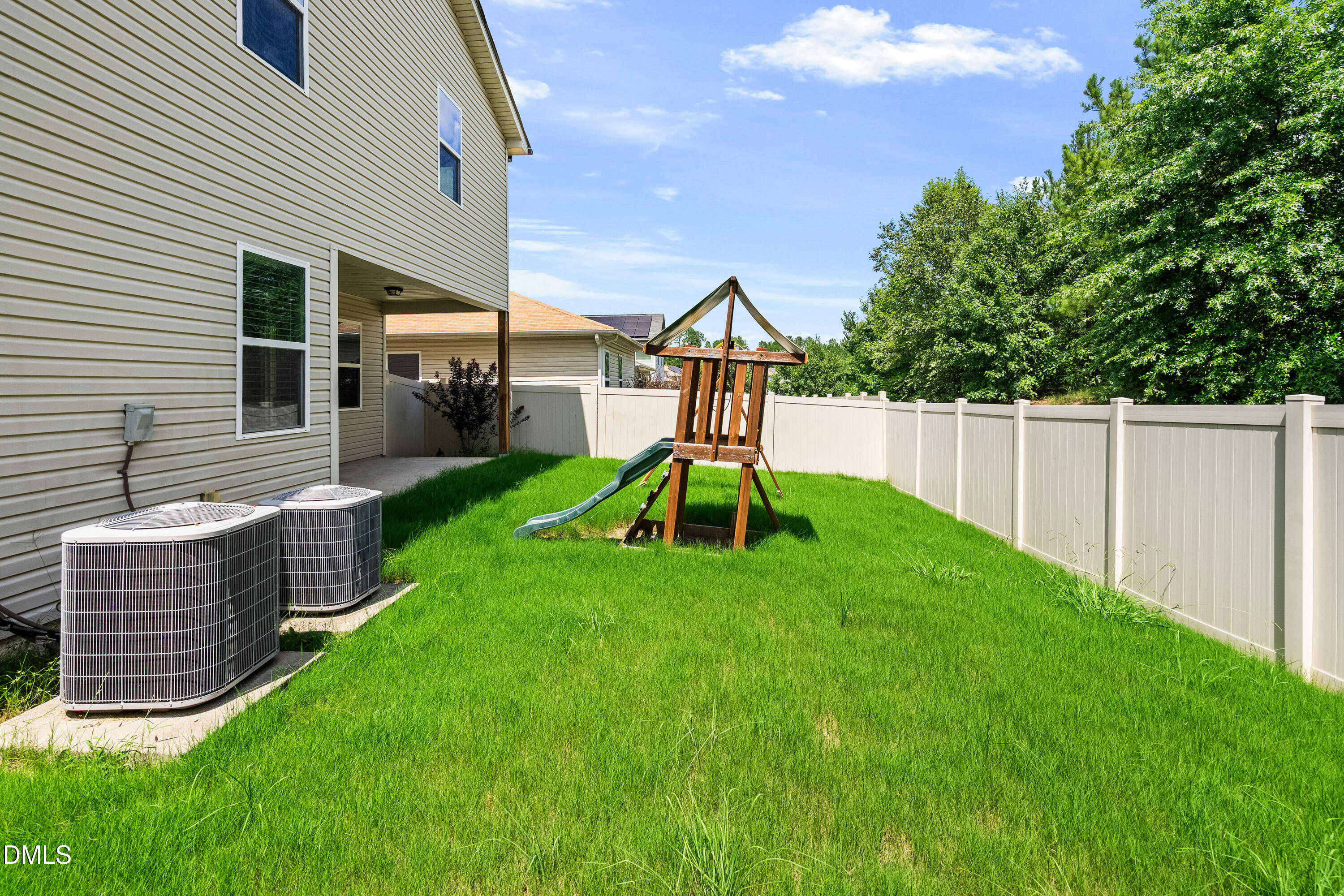 main property photo 58