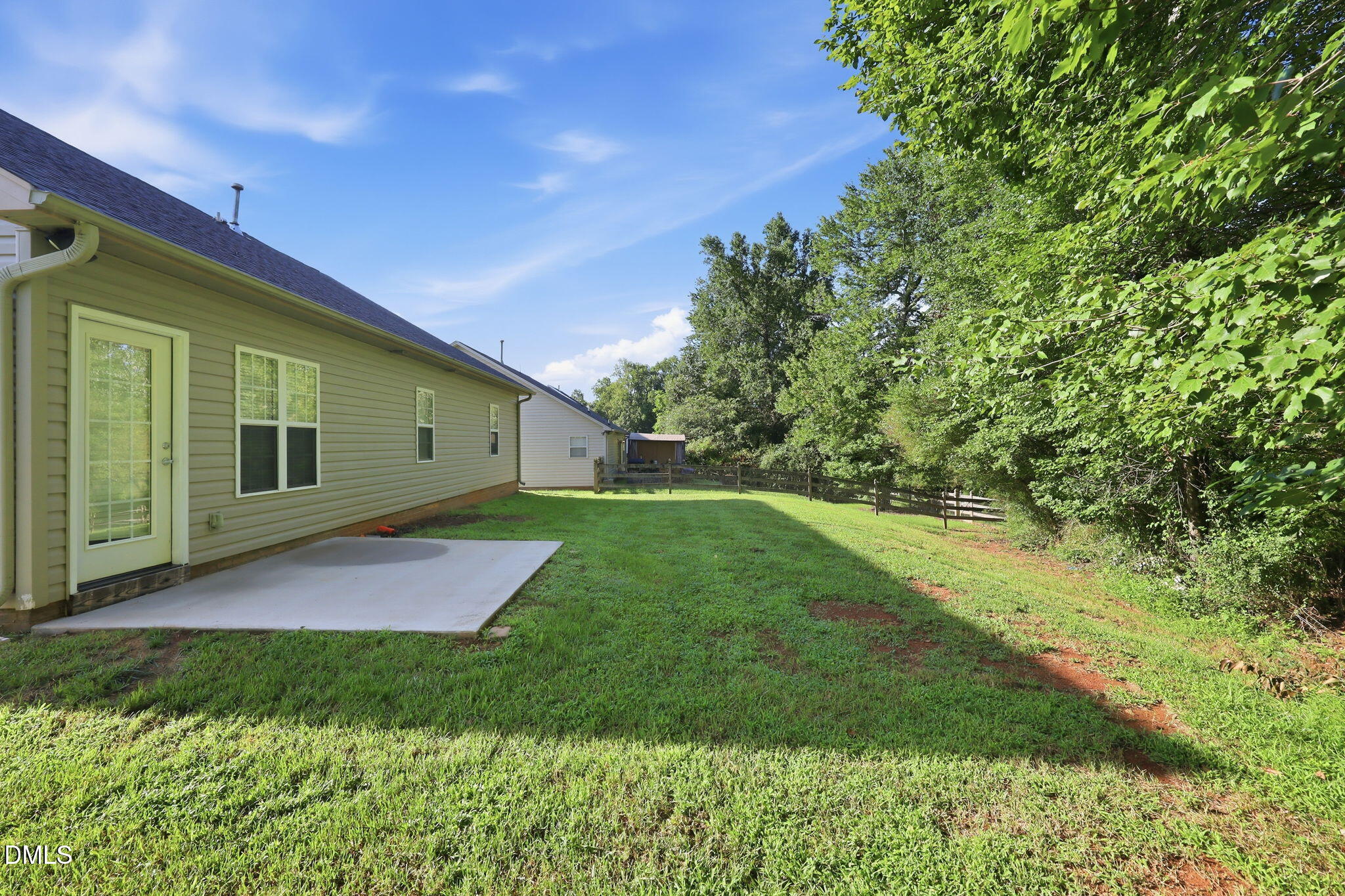 main property photo 33