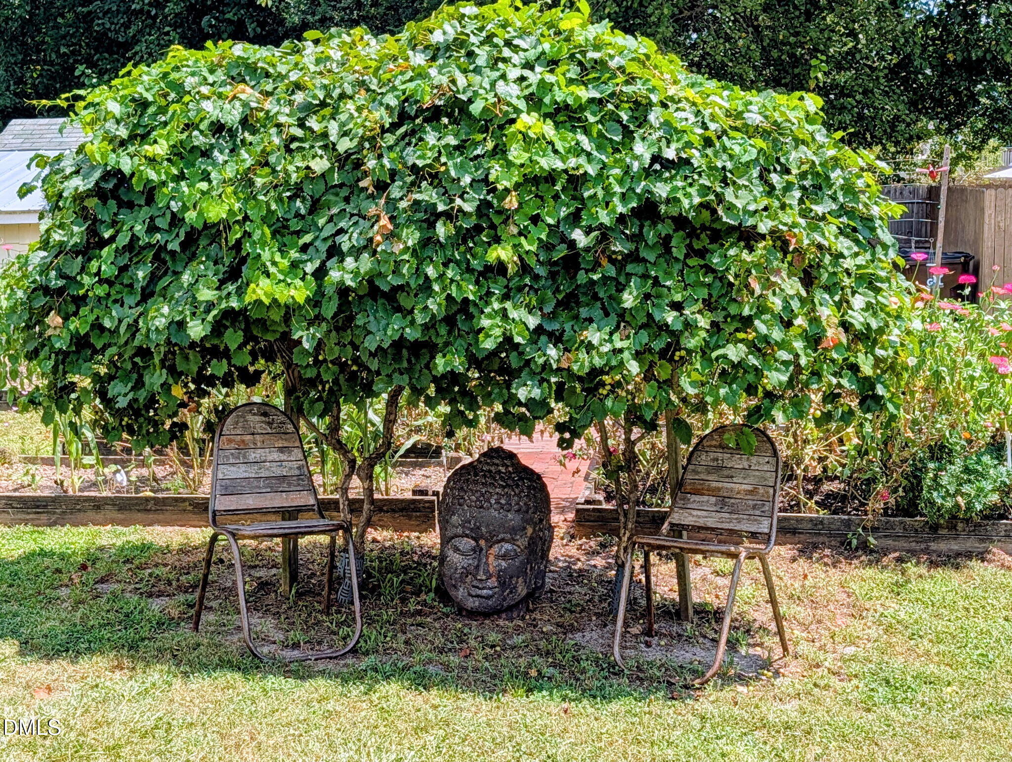 main property photo 51
