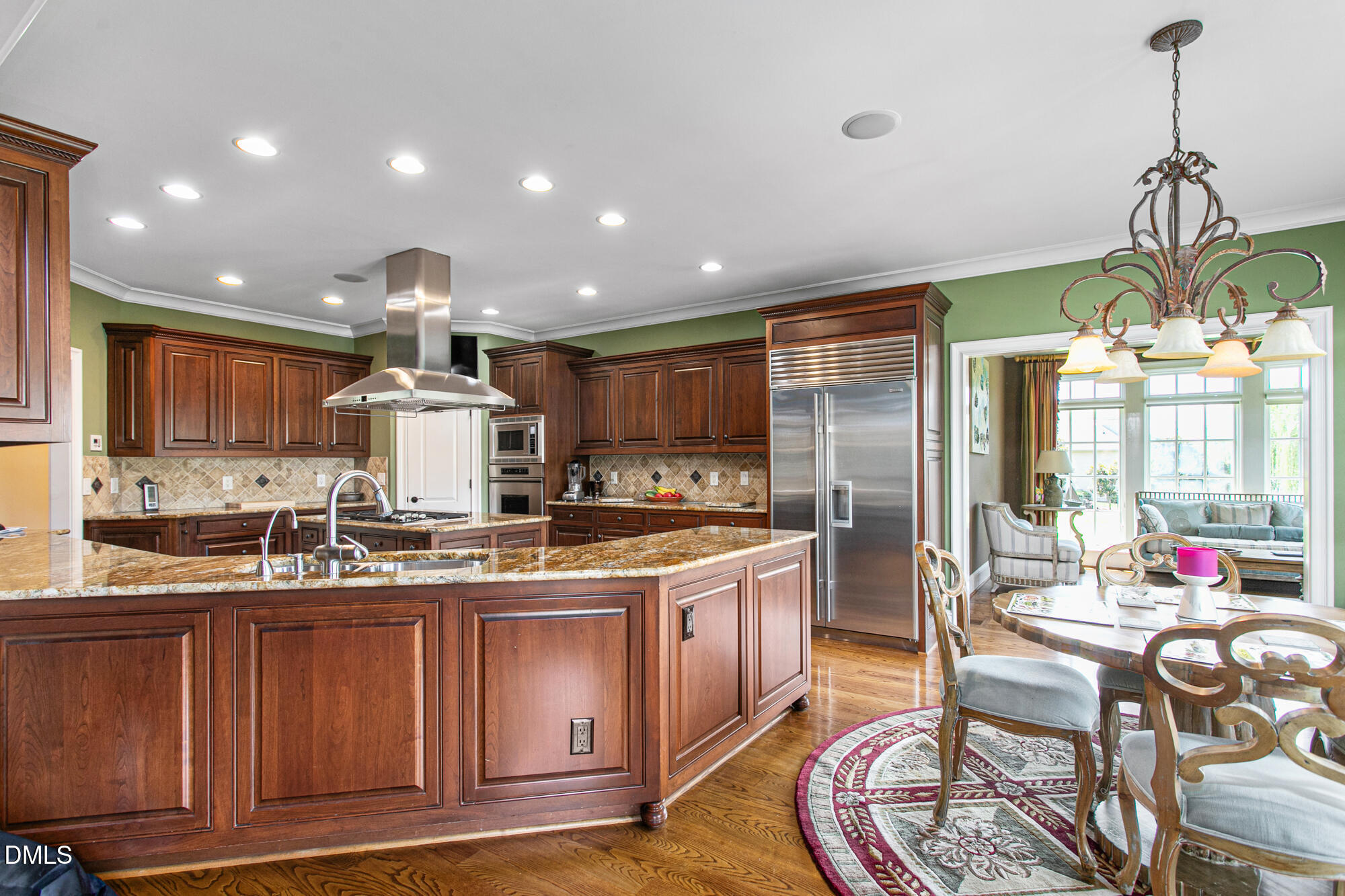 main property photo 22