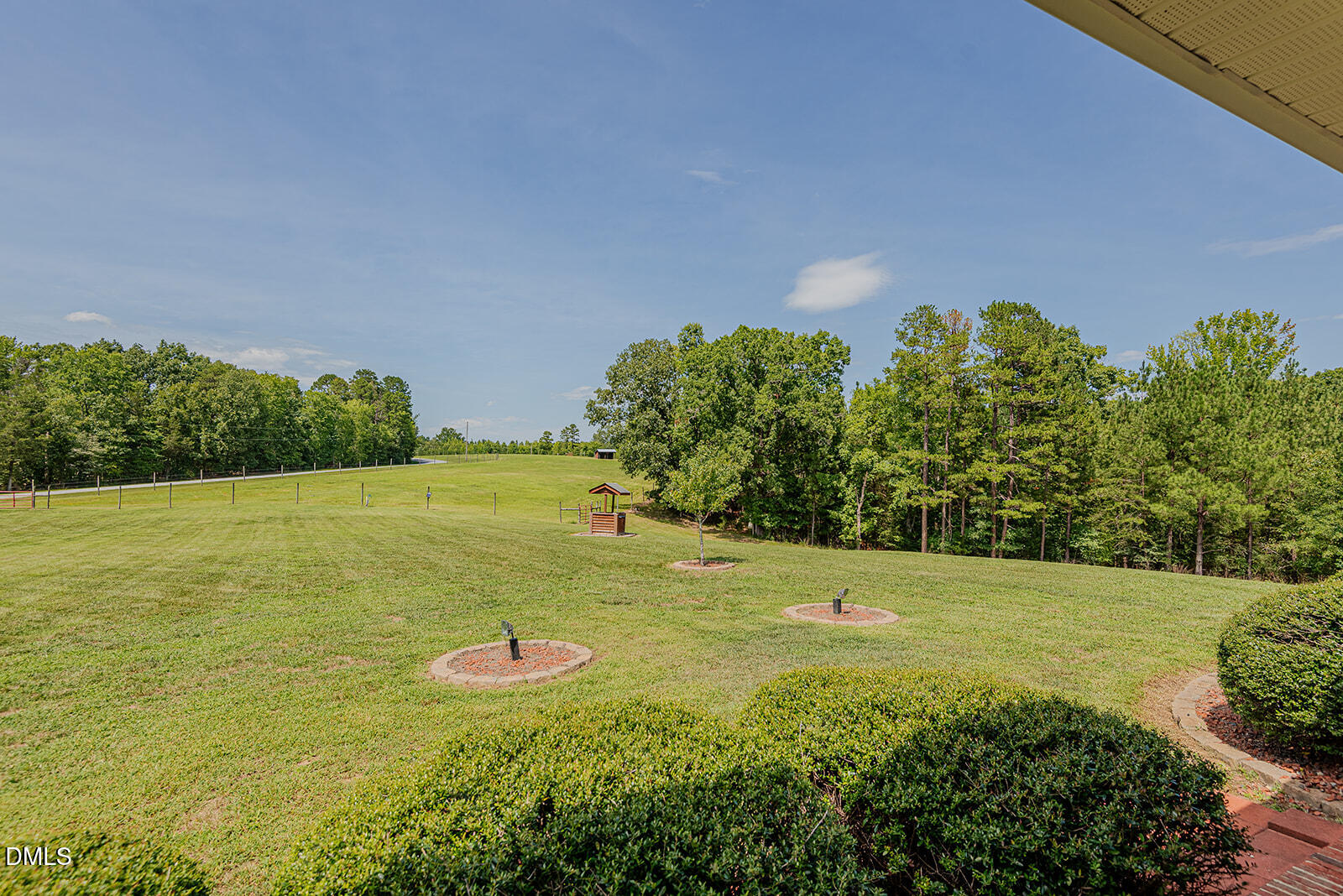 main property photo 59