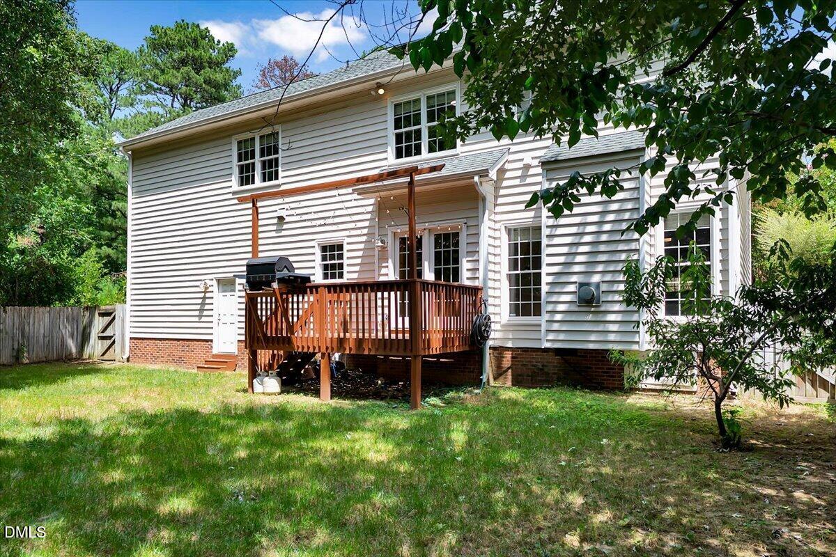 main property photo 28