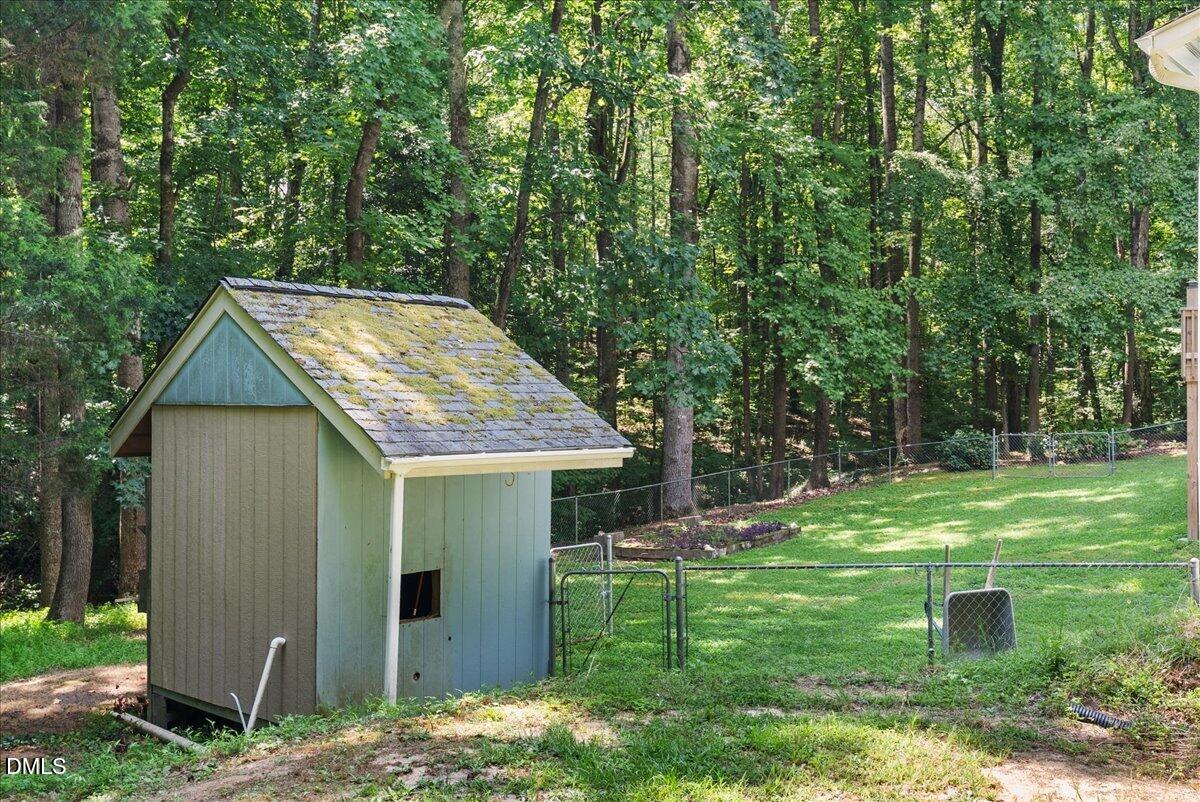 main property photo 38