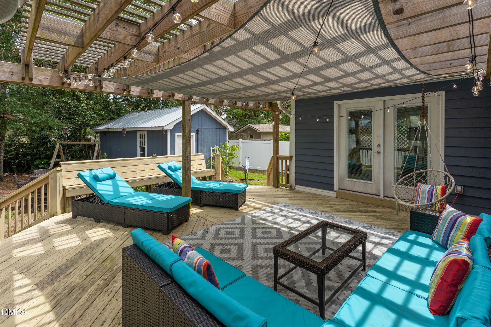 main property photo 30