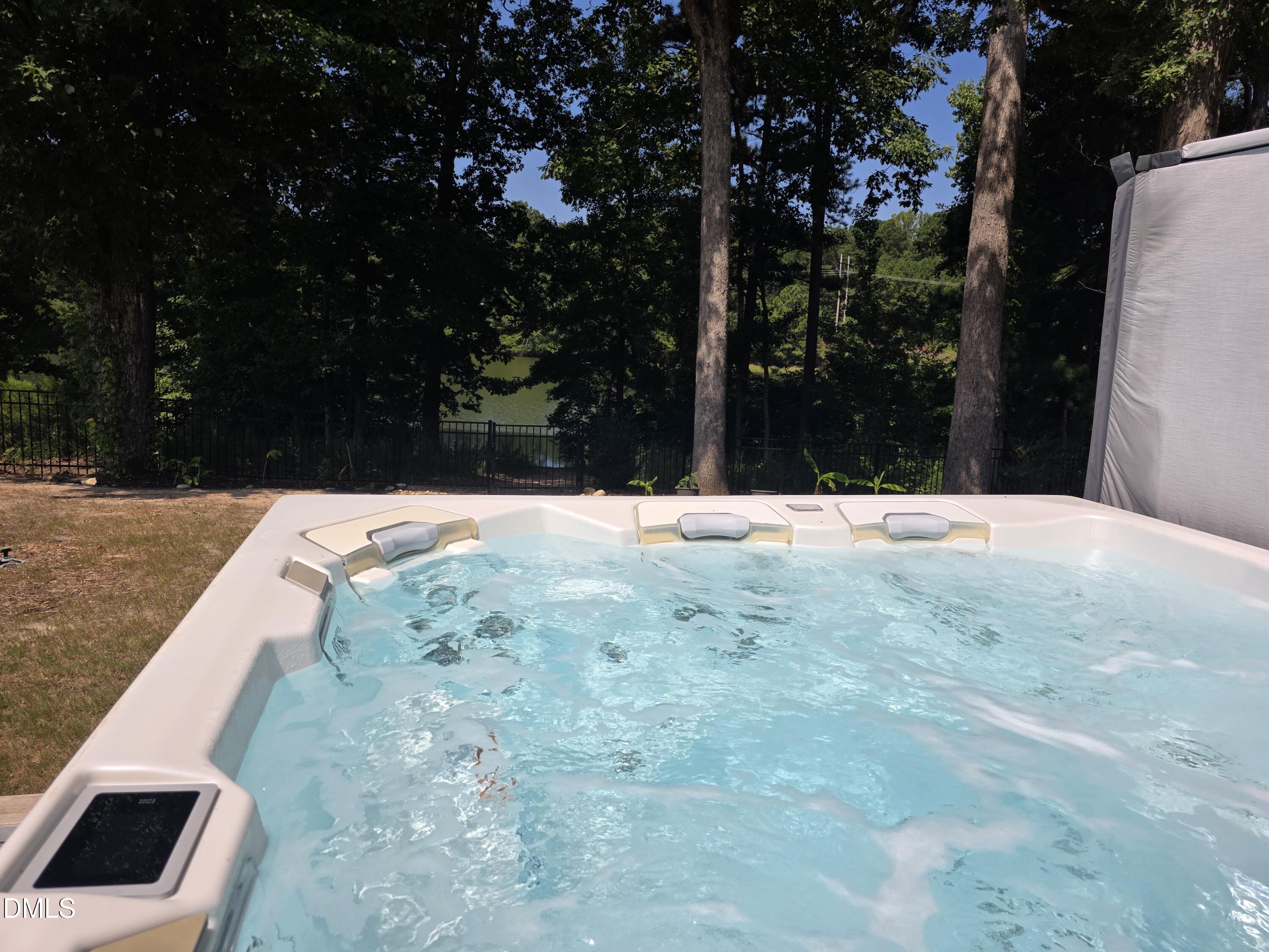 main property photo 36