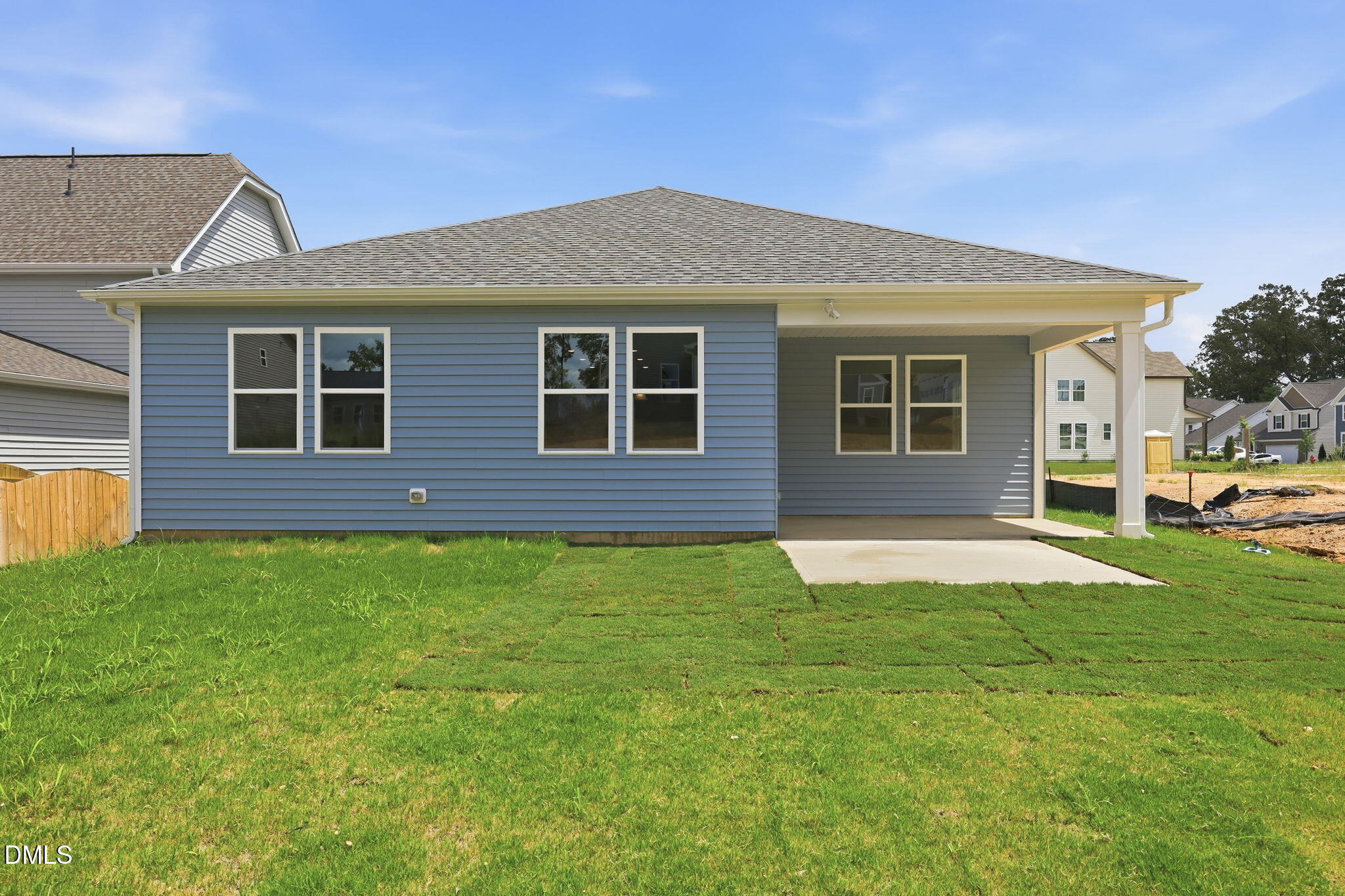 main property photo 32